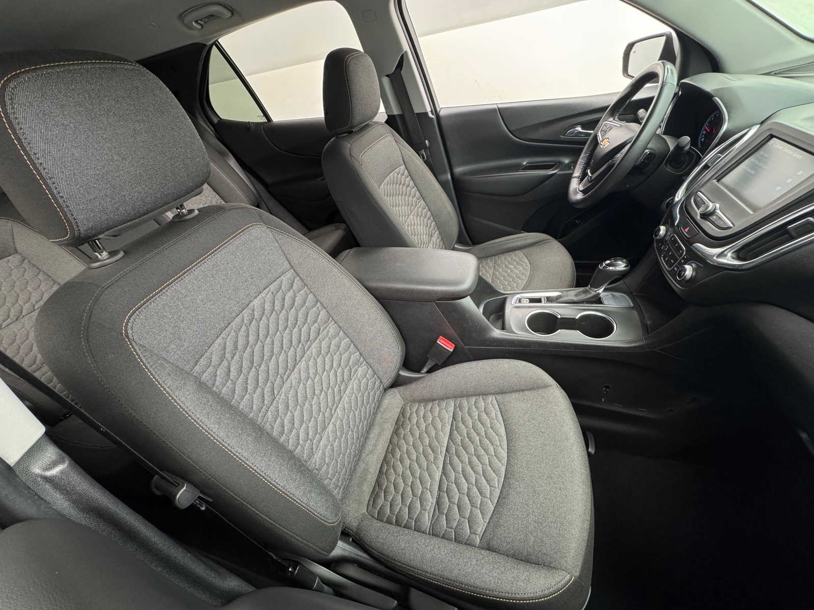 Thumbnail: 2018 Chevrolet Equinox - 2