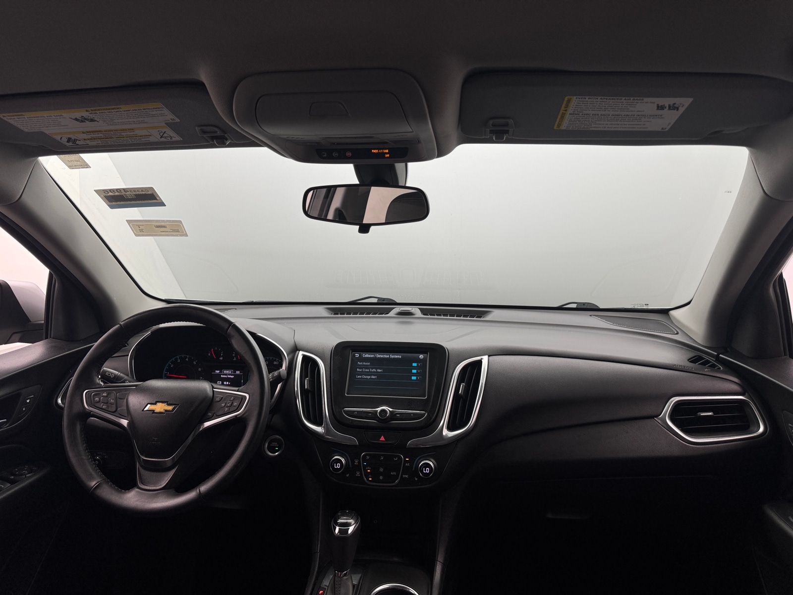 Thumbnail: 2018 Chevrolet Equinox - 3