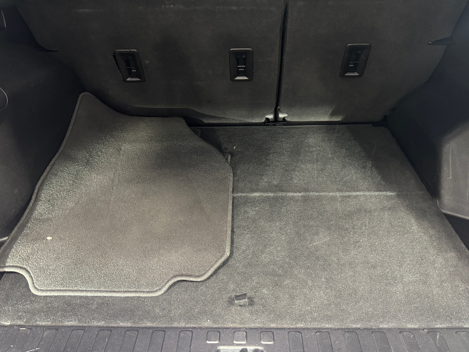 Thumbnail: 2018 Chevrolet Equinox - 7