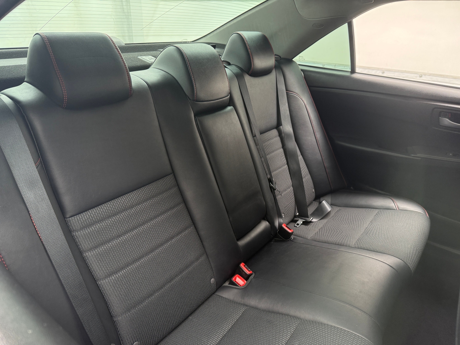 Thumbnail: 2016 Toyota Camry - 6