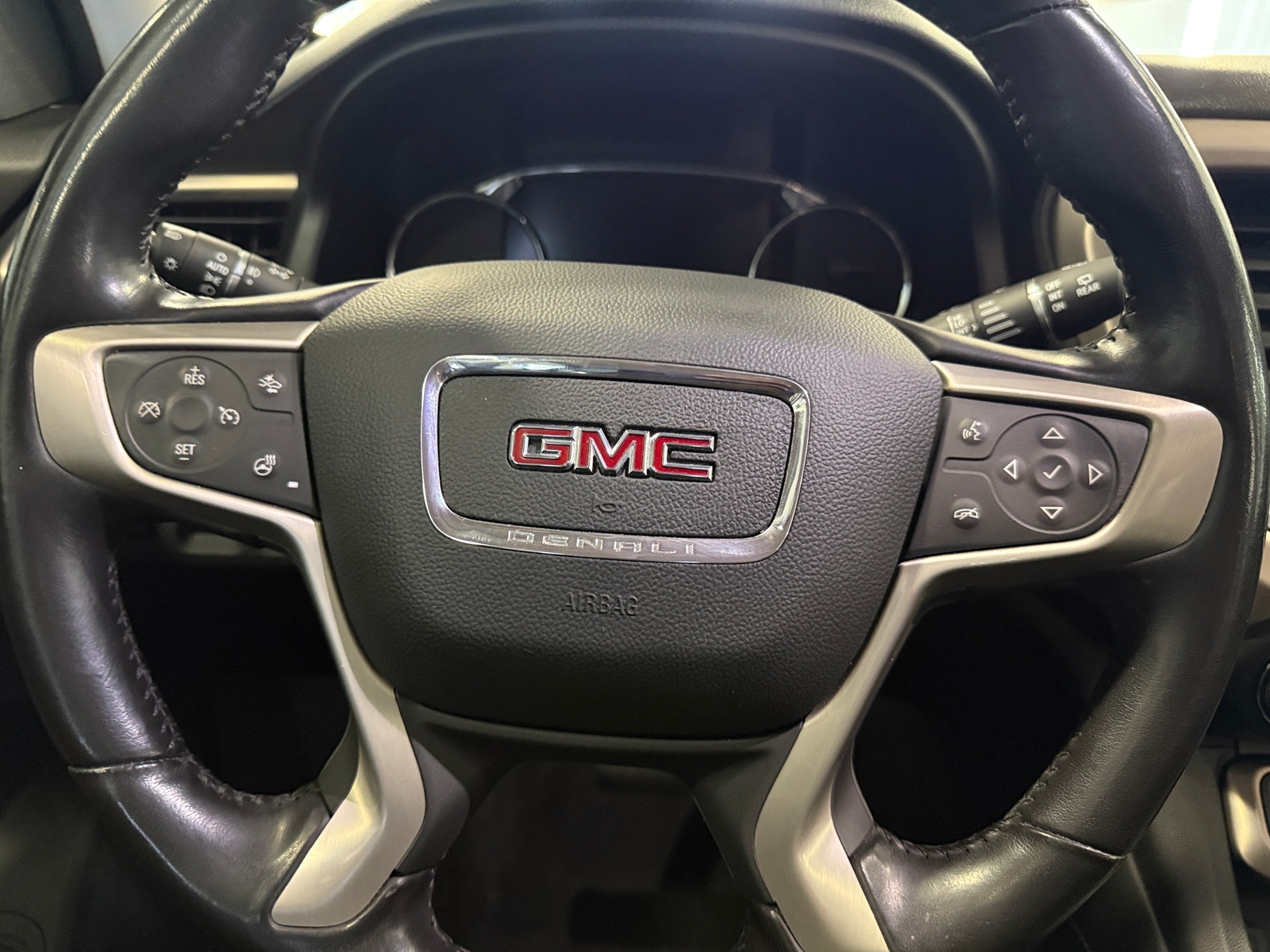 Thumbnail: 2021 GMC Acadia - 4