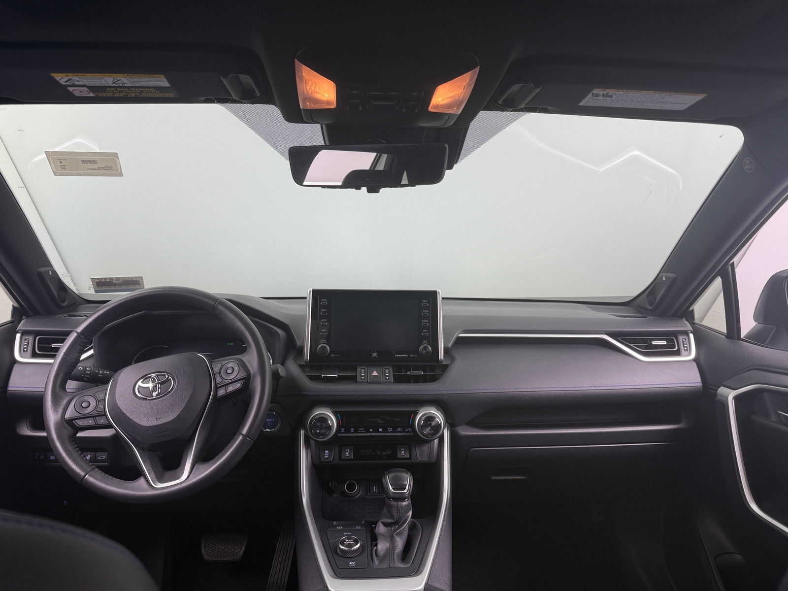 Thumbnail: 2021 Toyota RAV4 - 3