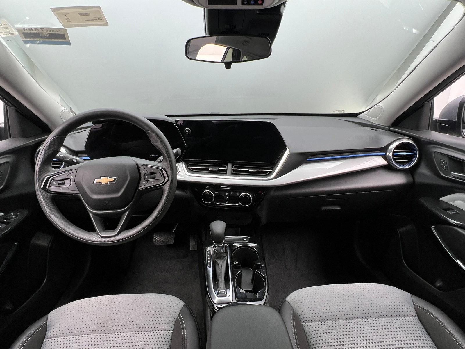 Thumbnail: 2025 Chevrolet Trax - 3