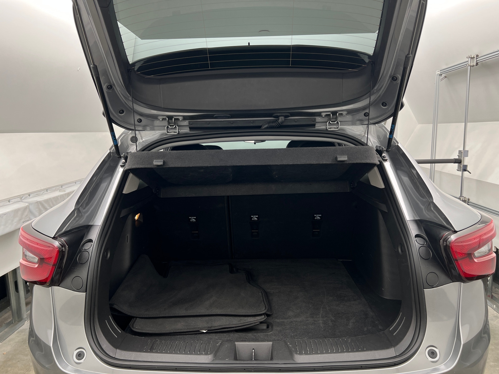 Thumbnail: 2025 Chevrolet Trax - 7