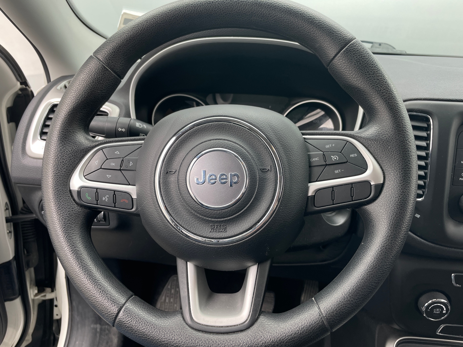 Thumbnail: 2017 Jeep Compass - 5