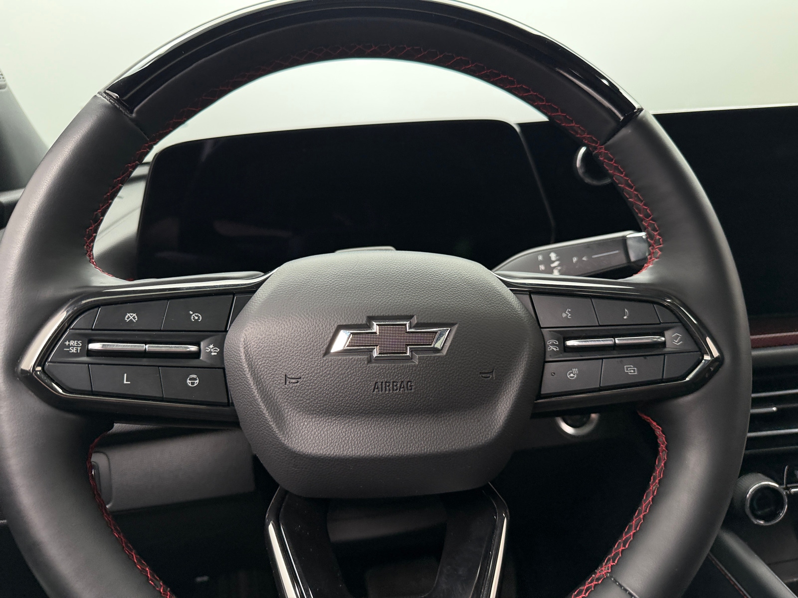 Thumbnail: 2024 Chevrolet Traverse - 4