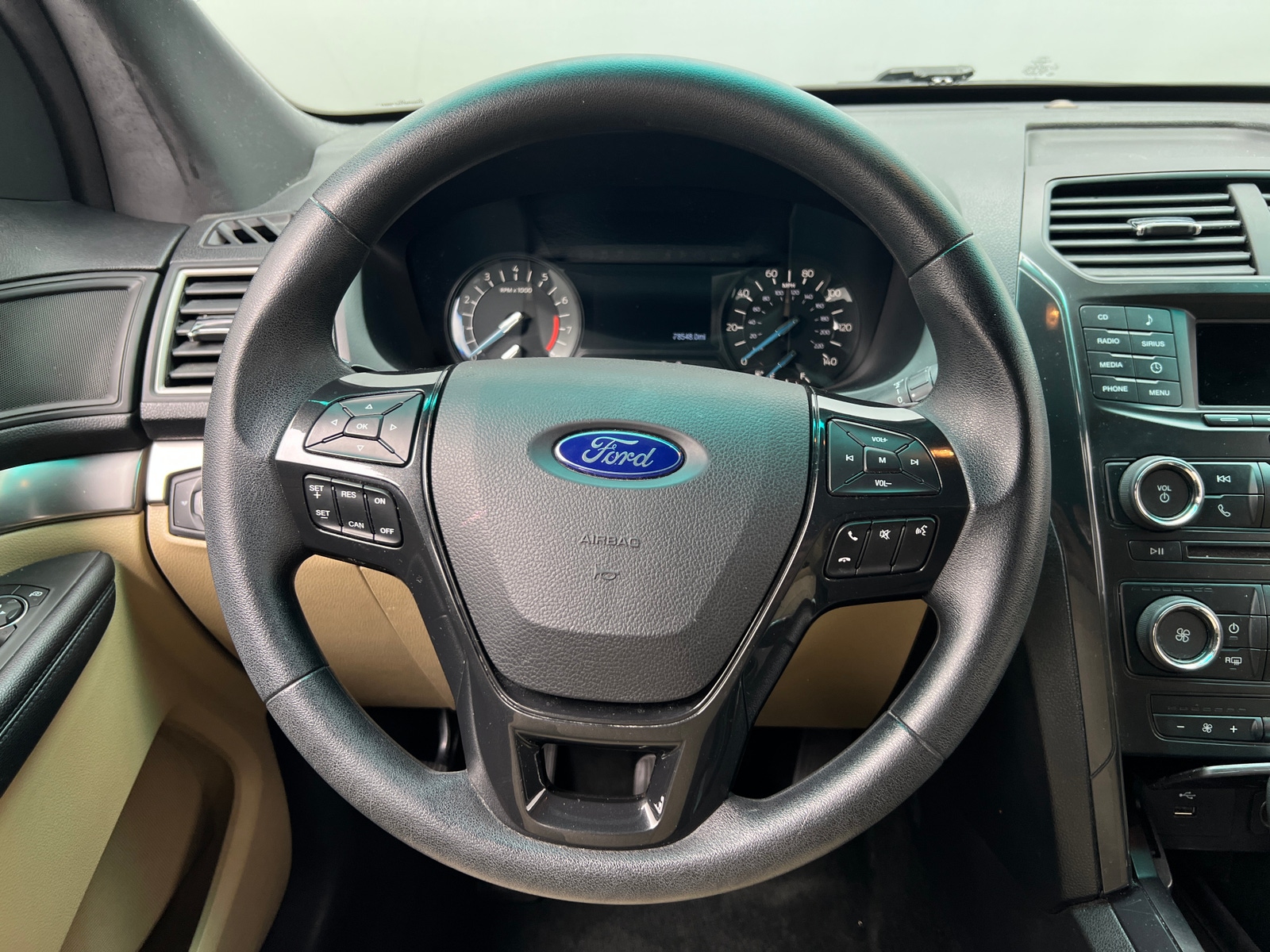 Thumbnail: 2017 Ford Explorer - 5