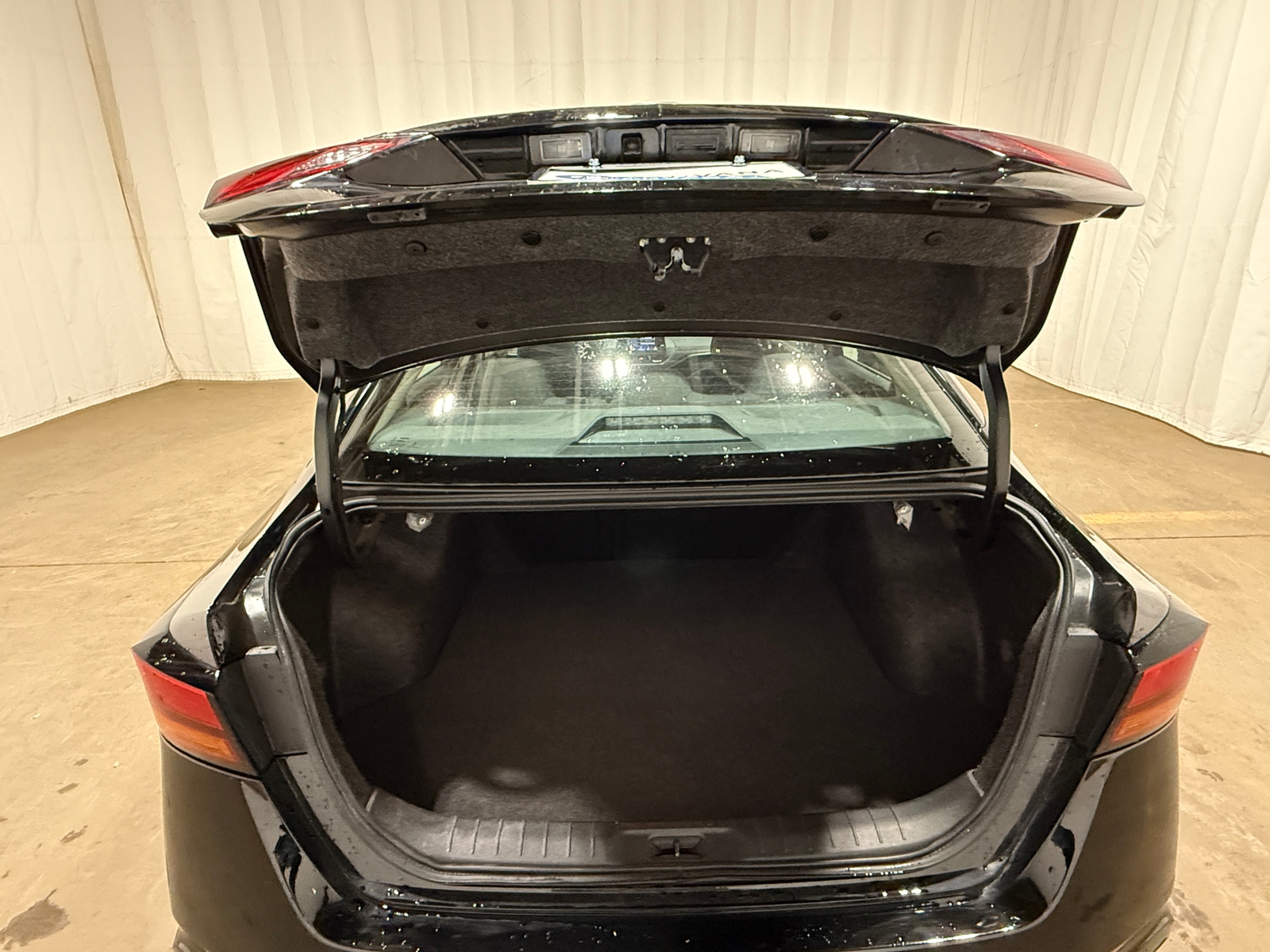 Thumbnail: 2025 Nissan Altima - 7