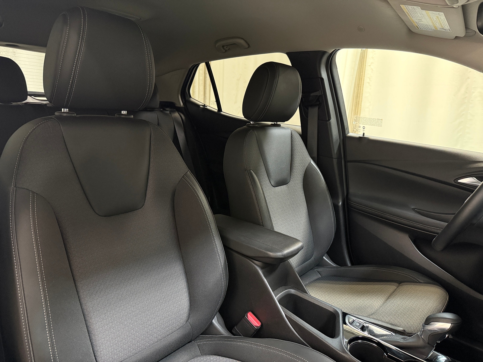 Thumbnail: 2025 Buick Encore GX - 2