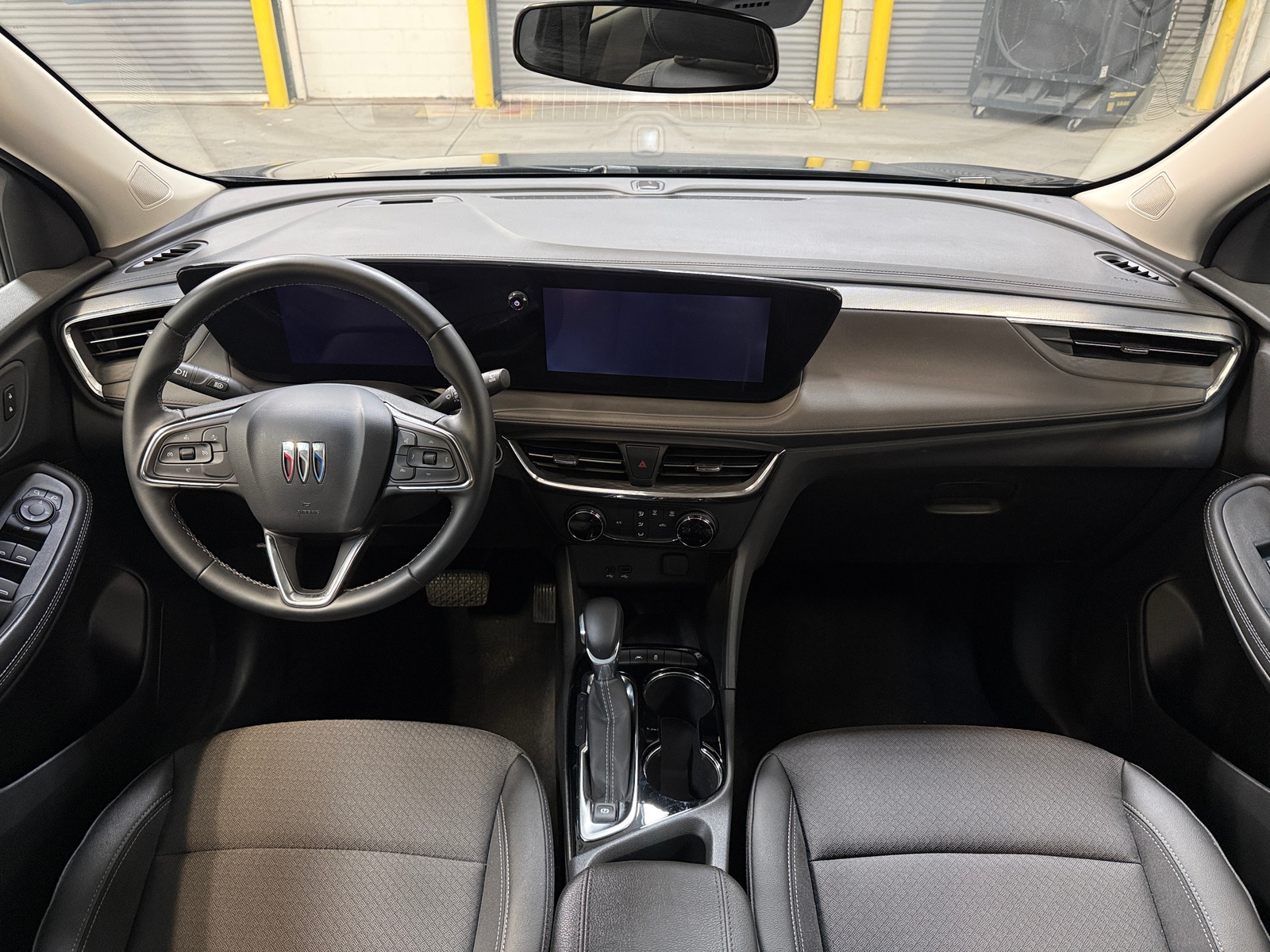 Thumbnail: 2025 Buick Encore GX - 3