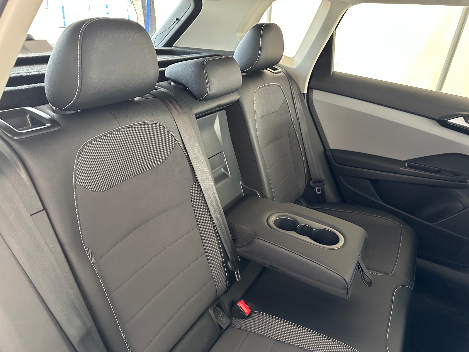 Thumbnail: 2022 Volkswagen Taos - 6