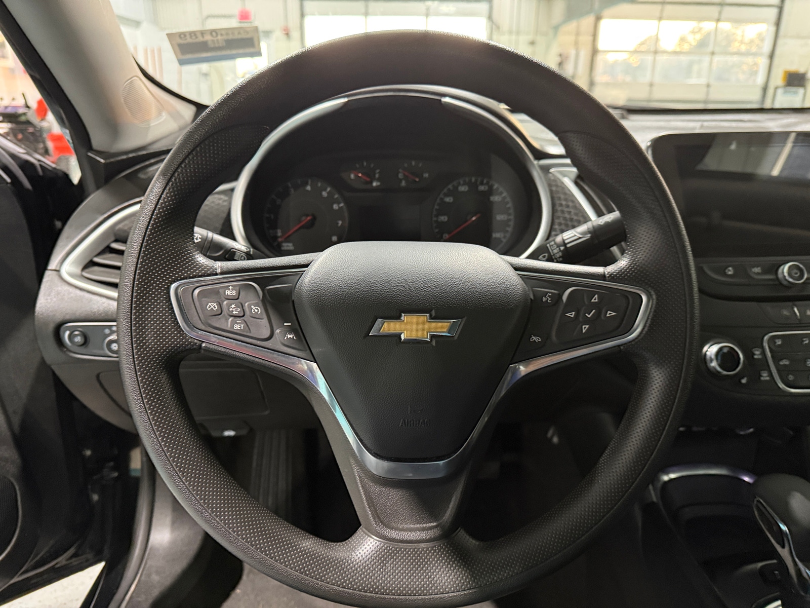 Thumbnail: 2024 Chevrolet Malibu - 5