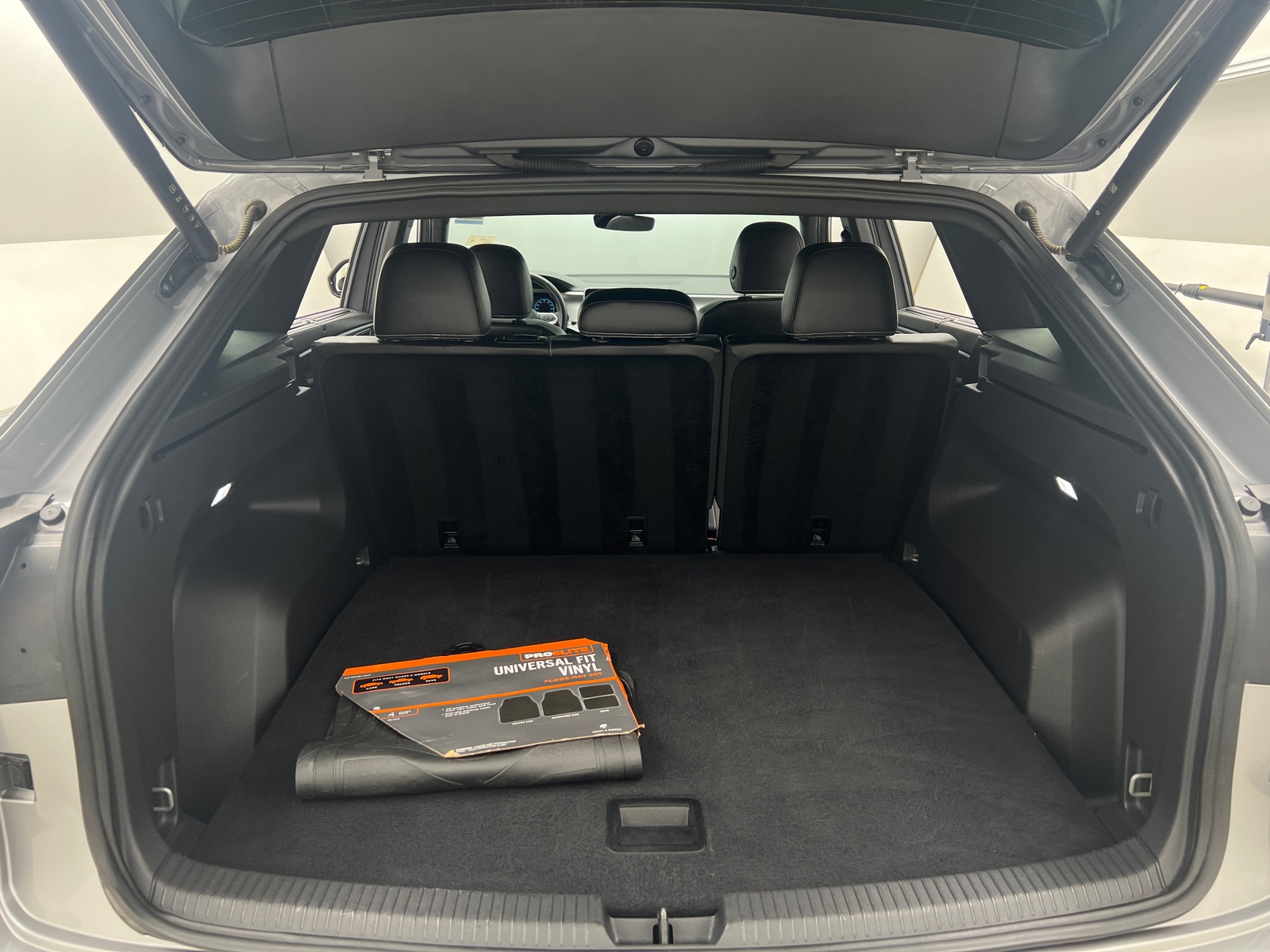 Thumbnail: 2025 Volkswagen Atlas - 6