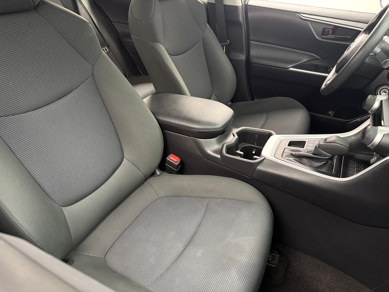 Thumbnail: 2022 Toyota RAV4 - 2