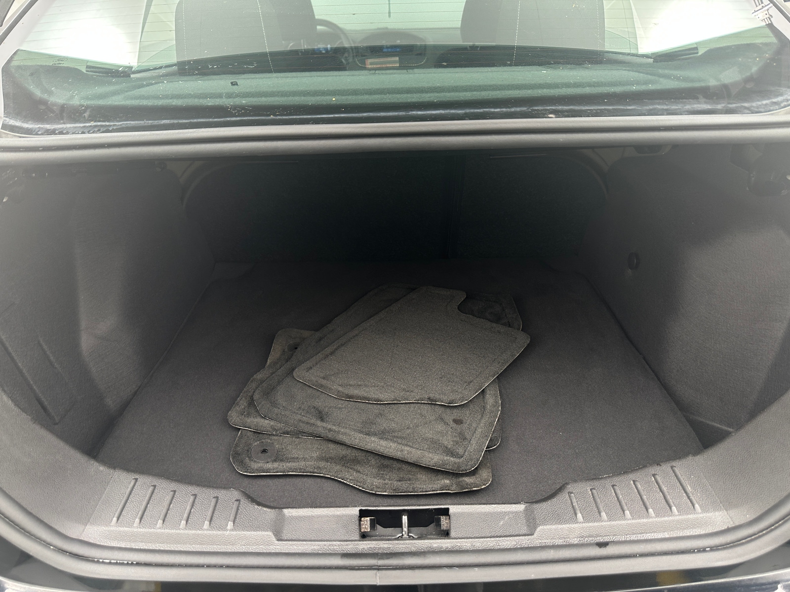 Thumbnail: 2018 Ford Focus - 7