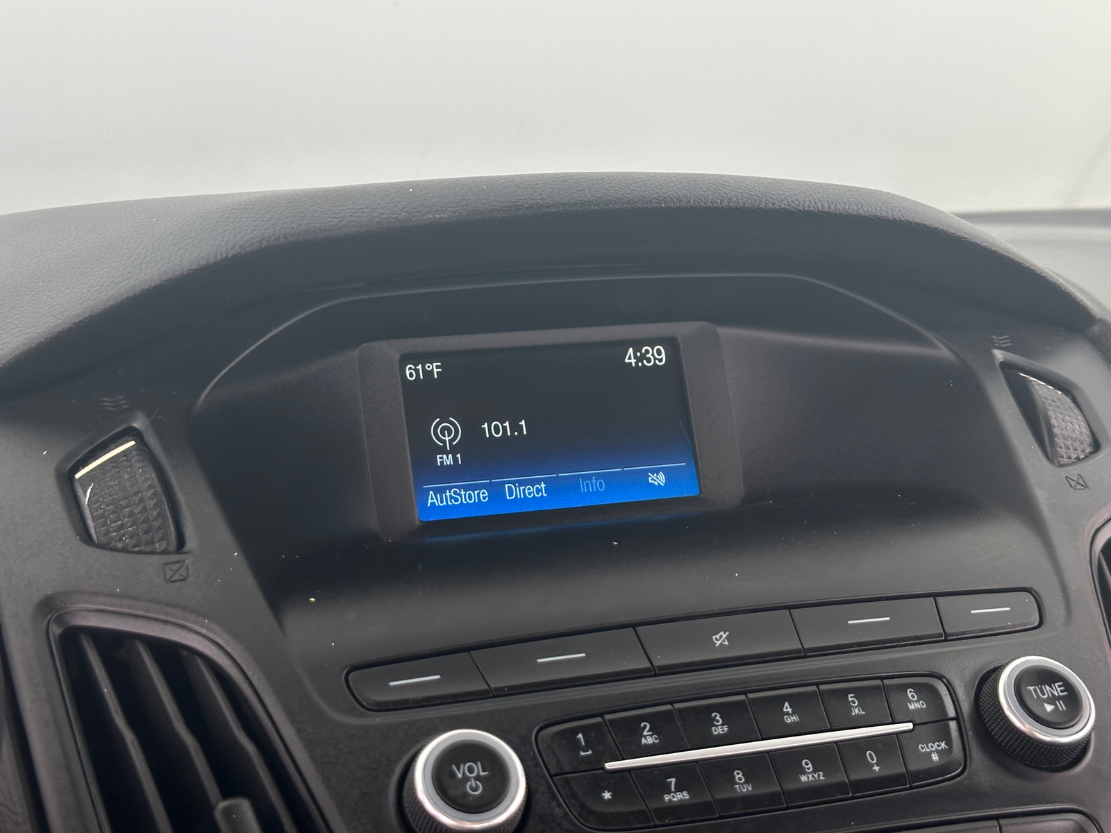 Thumbnail: 2018 Ford Focus - 4