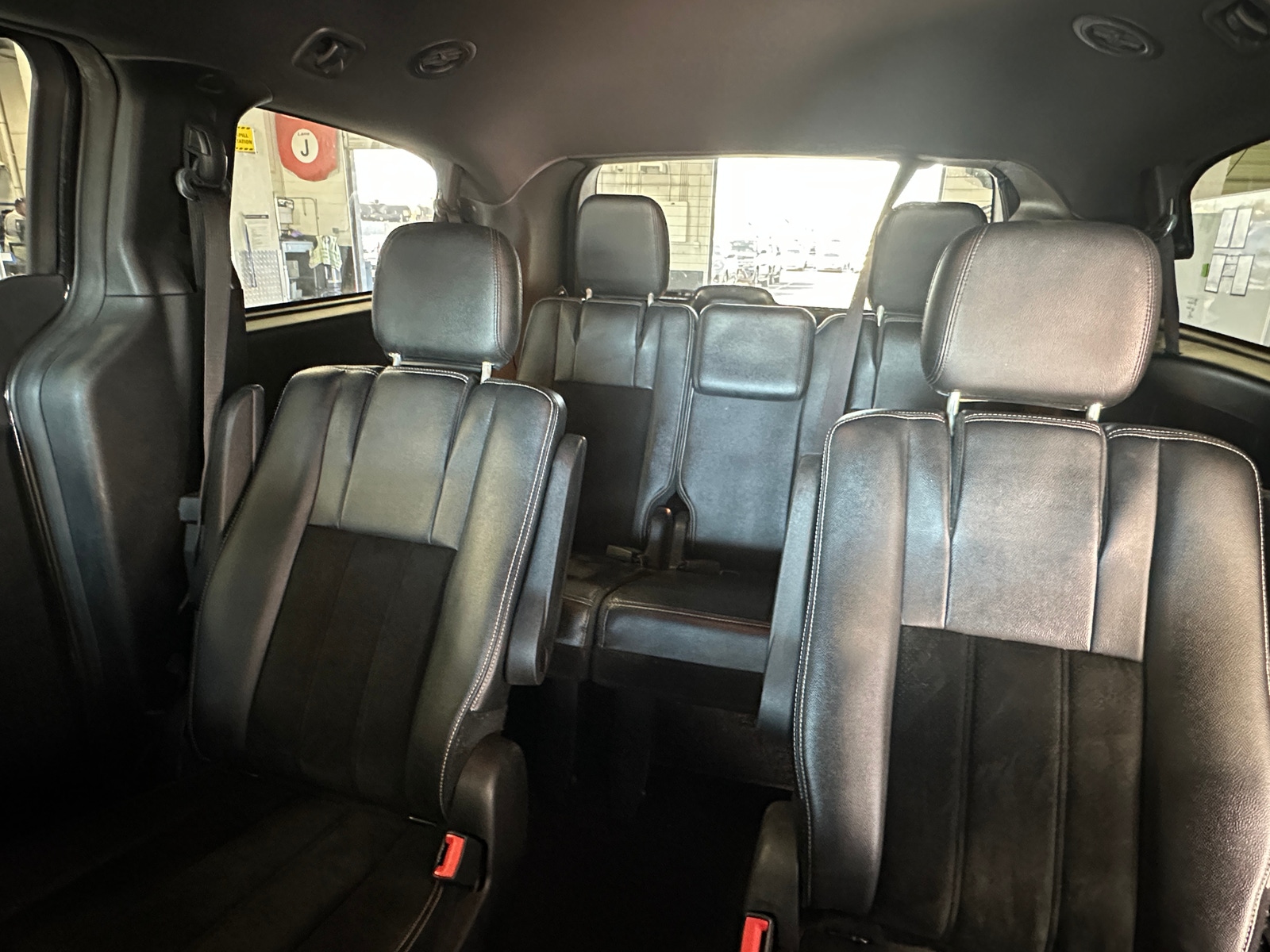 Thumbnail: 2016 Dodge Grand Caravan - 5