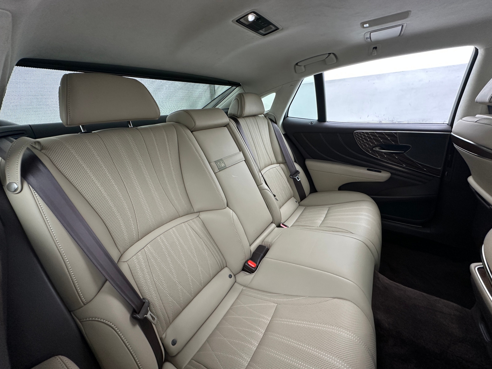 Thumbnail: 2018 Lexus LS - 5