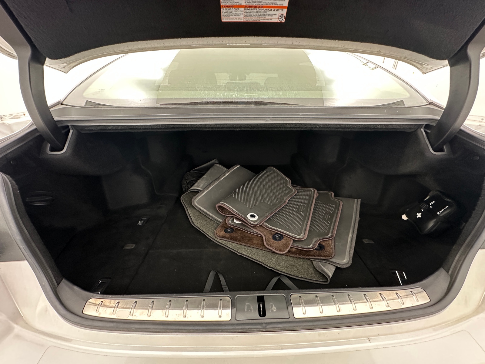 Thumbnail: 2018 Lexus LS - 6