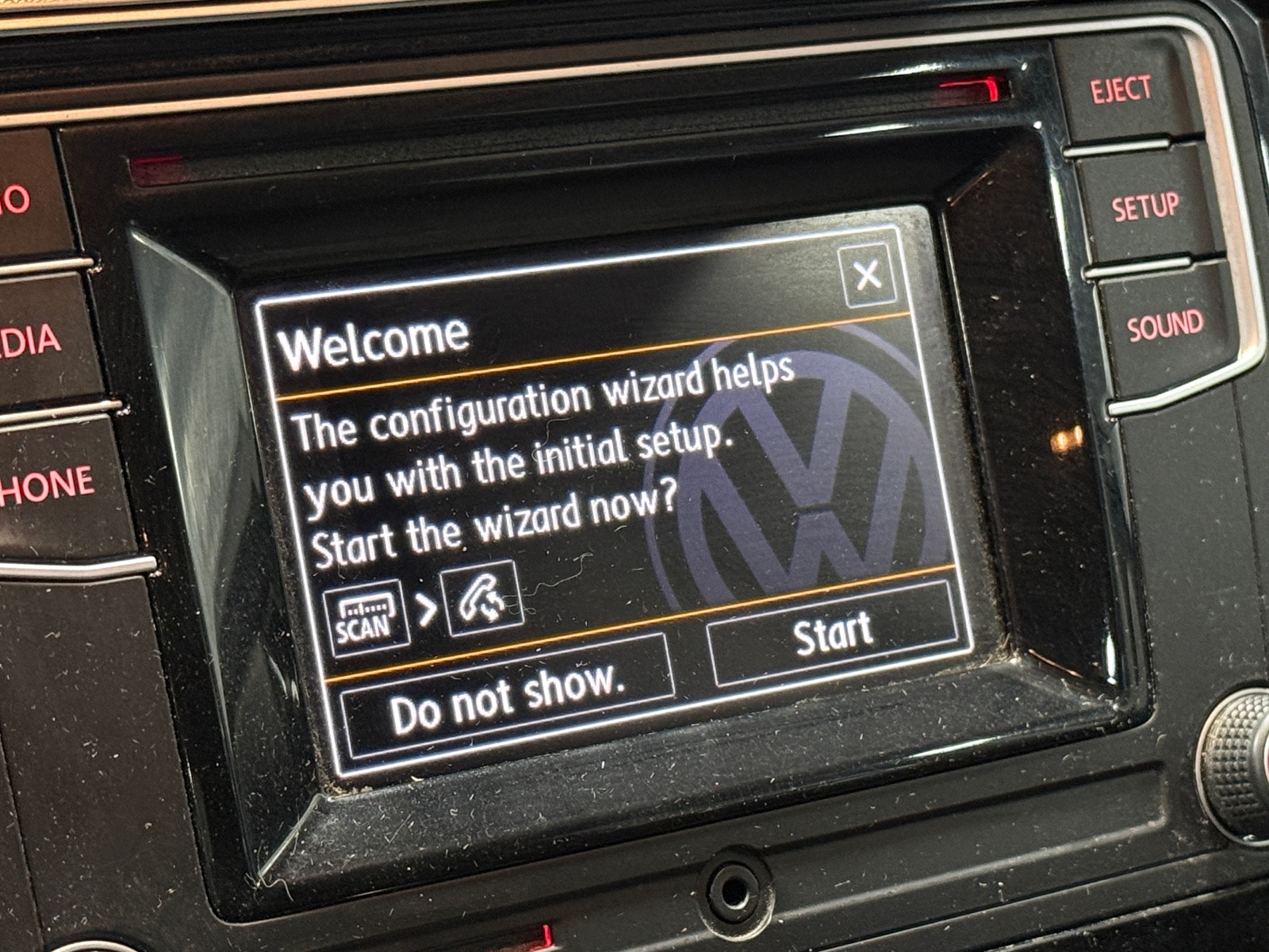 Thumbnail: 2018 Volkswagen Passat - 4