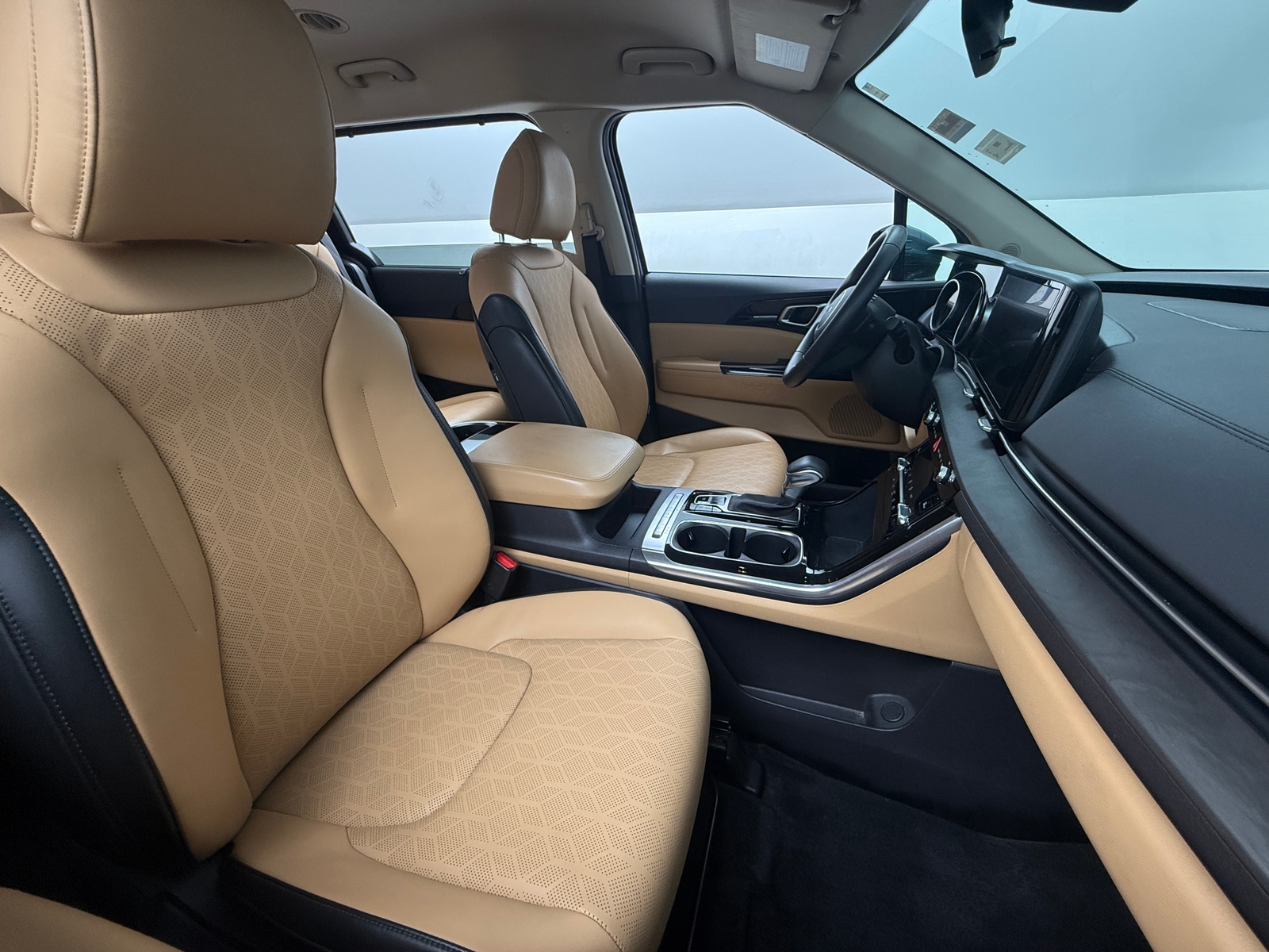 Thumbnail: 2024 Kia Carnival - 2