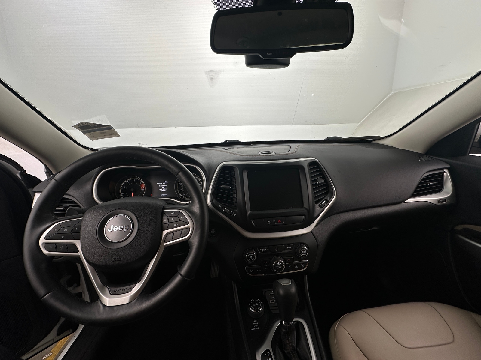 Thumbnail: 2018 Jeep Cherokee - 2