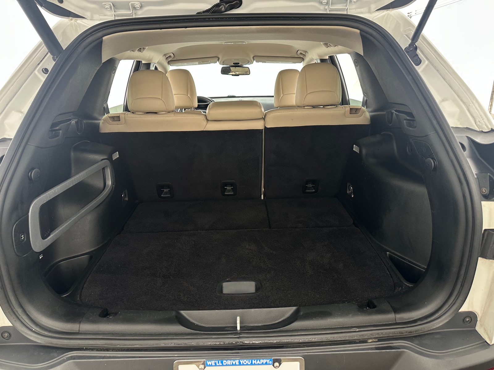 Thumbnail: 2018 Jeep Cherokee - 6