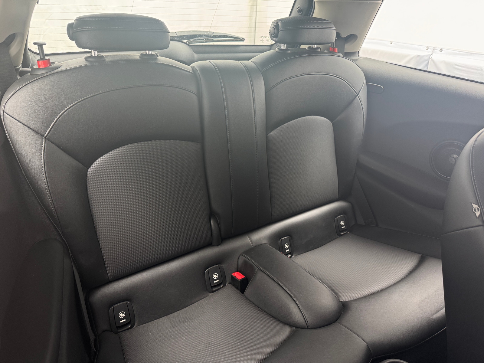 Thumbnail: 2015 MINI Cooper Hardtop - 5