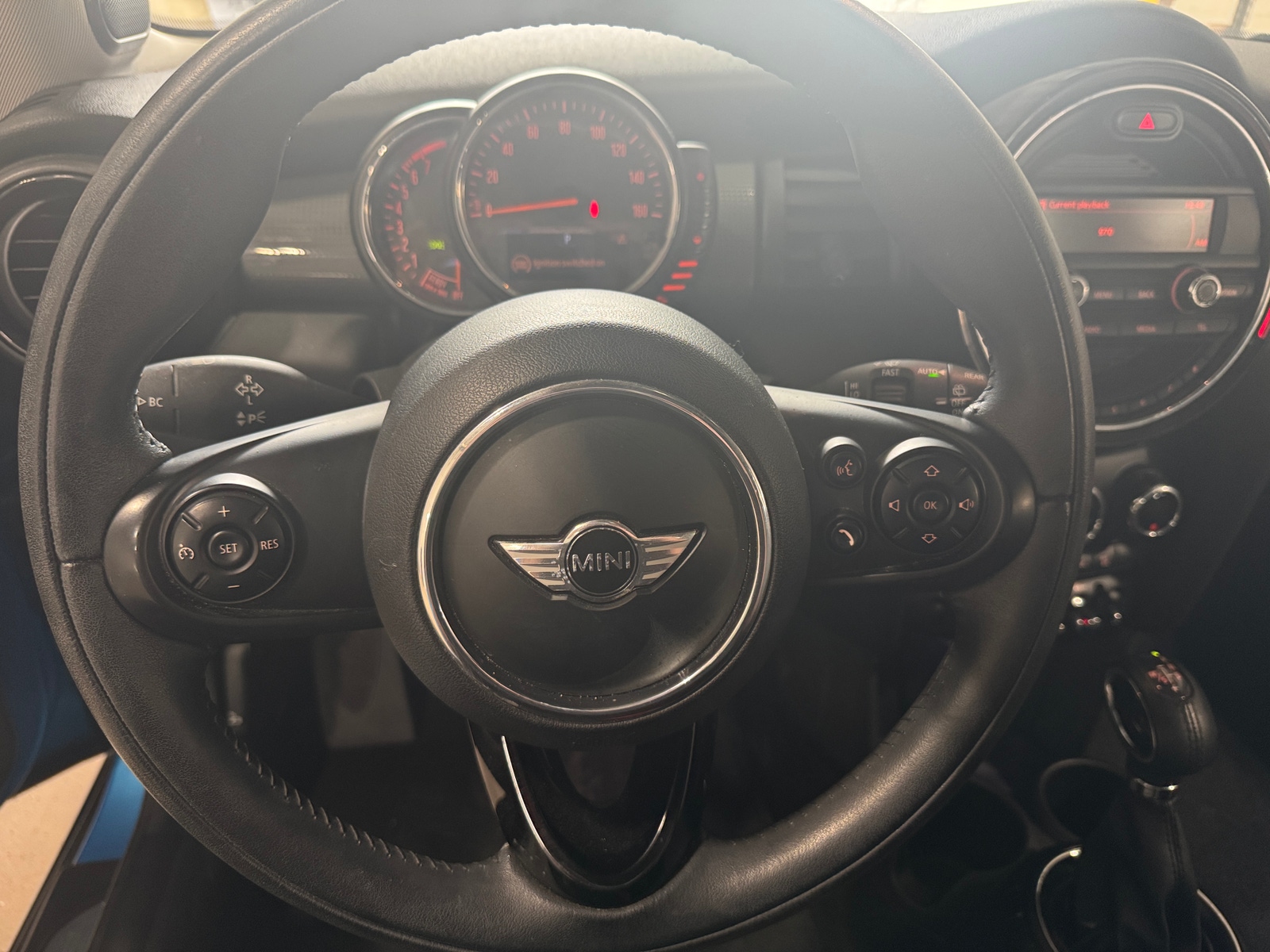 Thumbnail: 2015 MINI Cooper Hardtop - 4