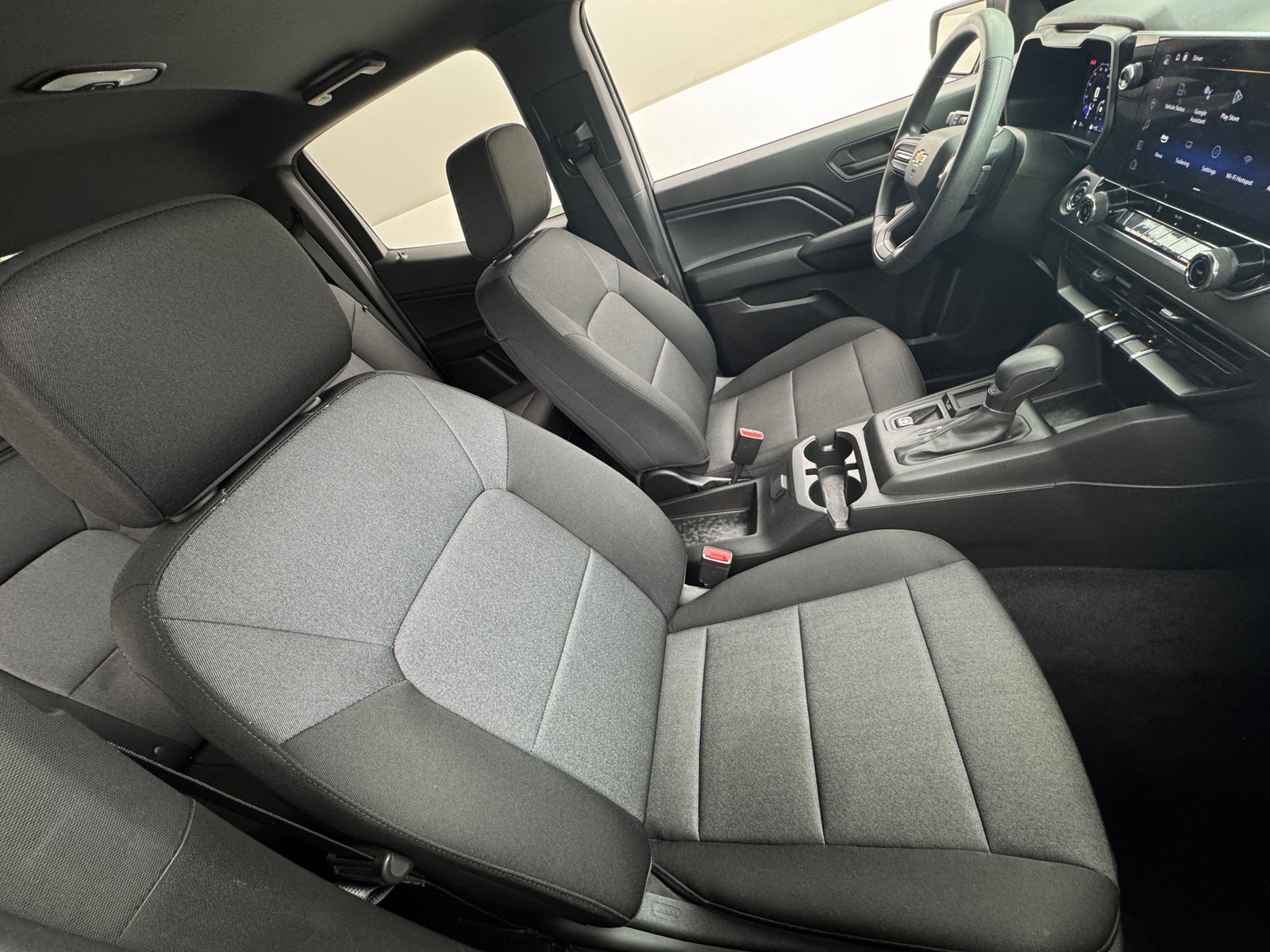 Thumbnail: 2024 Chevrolet Colorado - 2