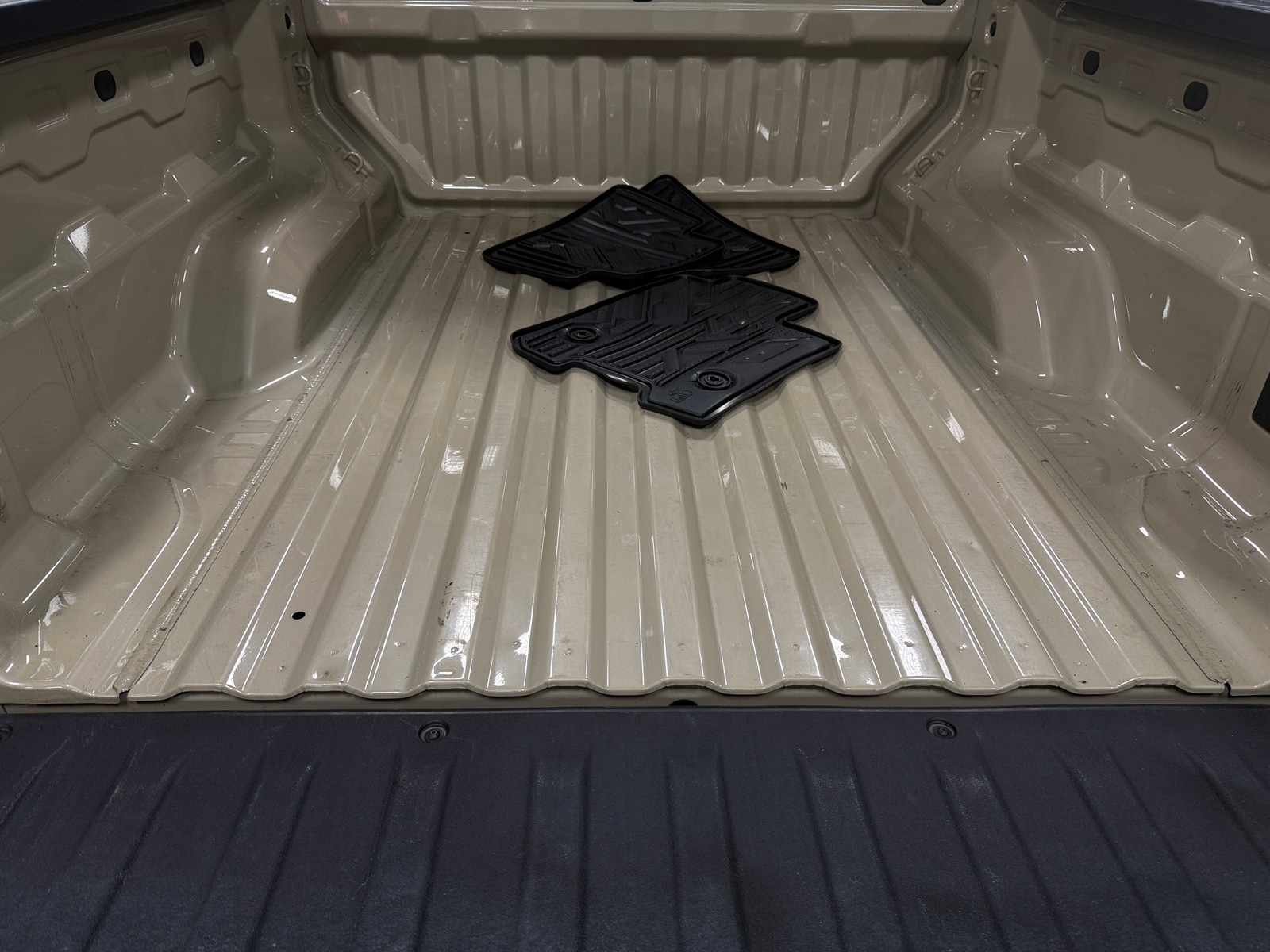 Thumbnail: 2024 Chevrolet Colorado - 7