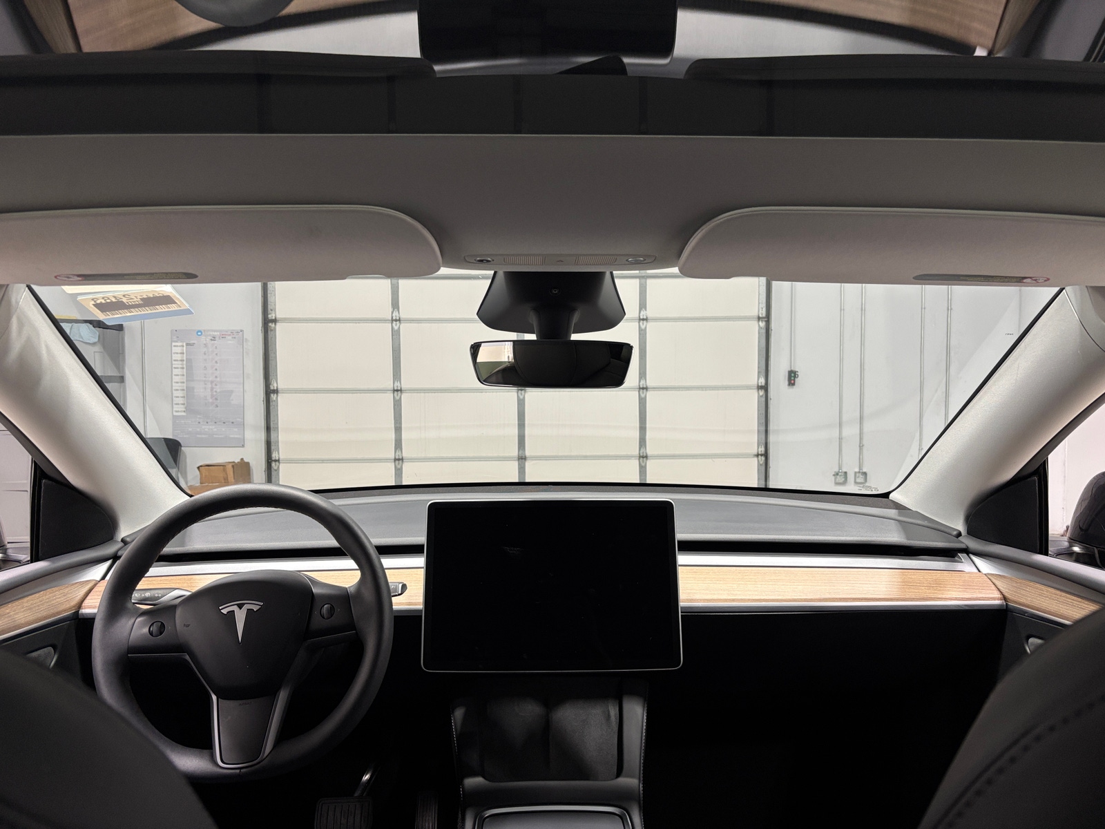 Thumbnail: 2025 Tesla Model Y - 2