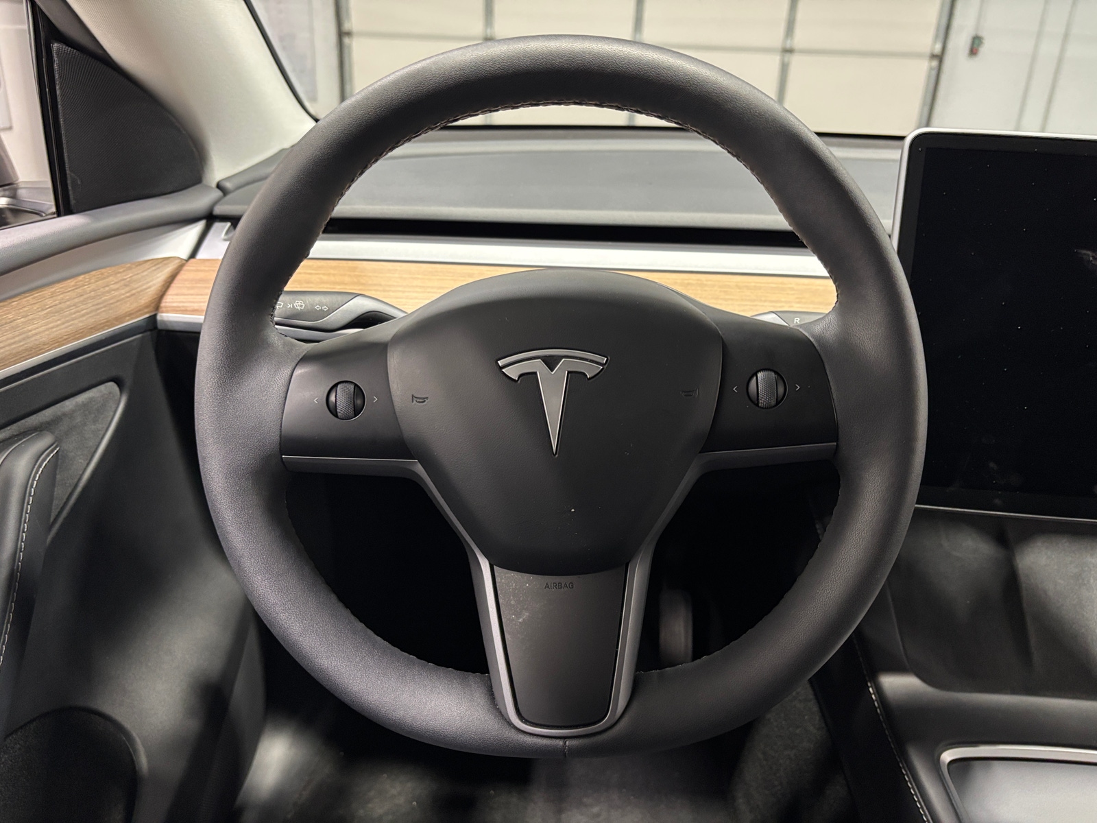 Thumbnail: 2025 Tesla Model Y - 4
