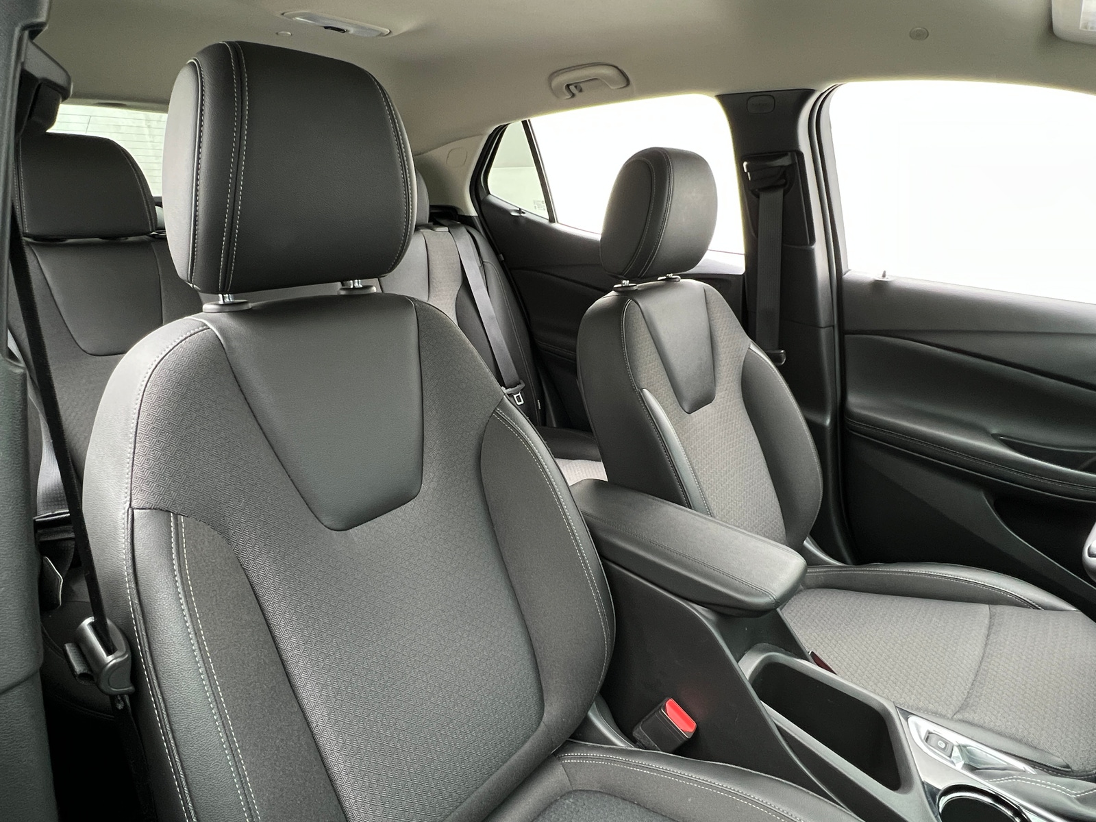 Thumbnail: 2025 Buick Encore GX - 2