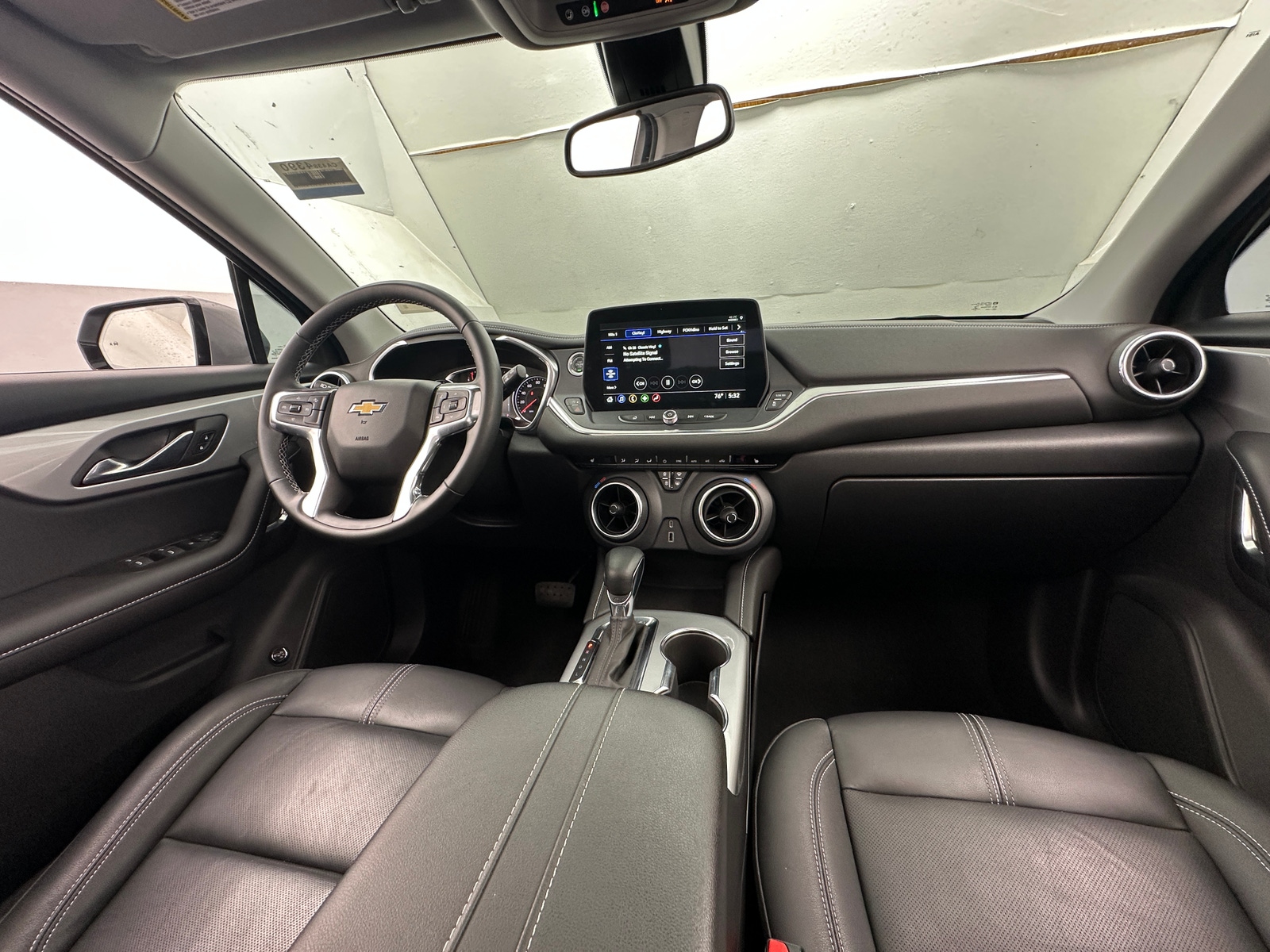 Thumbnail: 2023 Chevrolet Blazer - 2