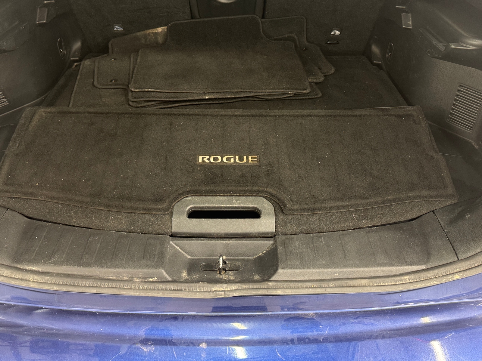 Thumbnail: 2020 Nissan Rogue - 7