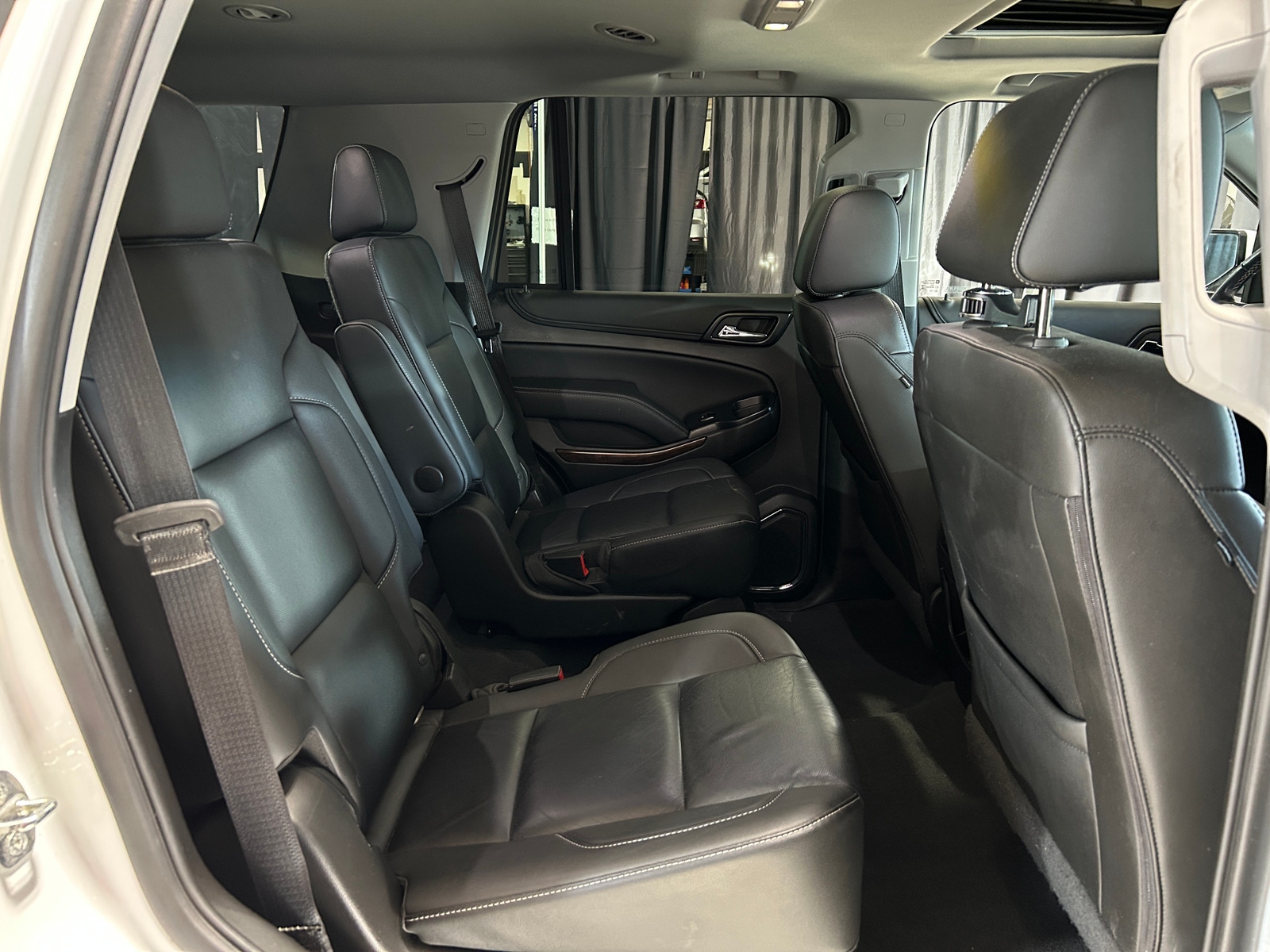 Thumbnail: 2019 Chevrolet Tahoe - 6