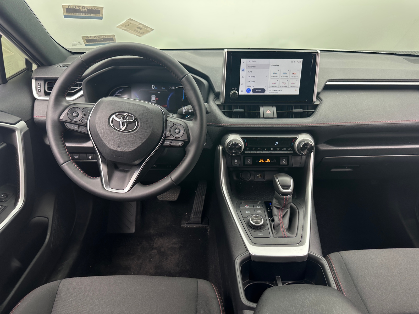 Thumbnail: 2025 Toyota RAV4 - 5