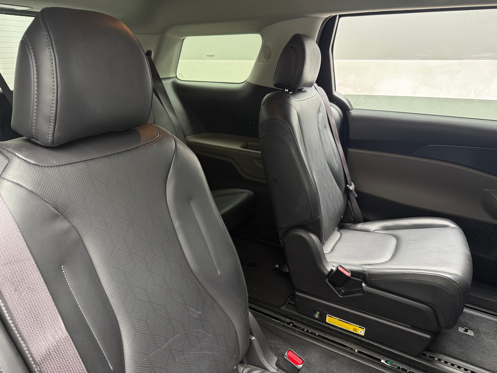 Thumbnail: 2025 Kia Carnival - 5