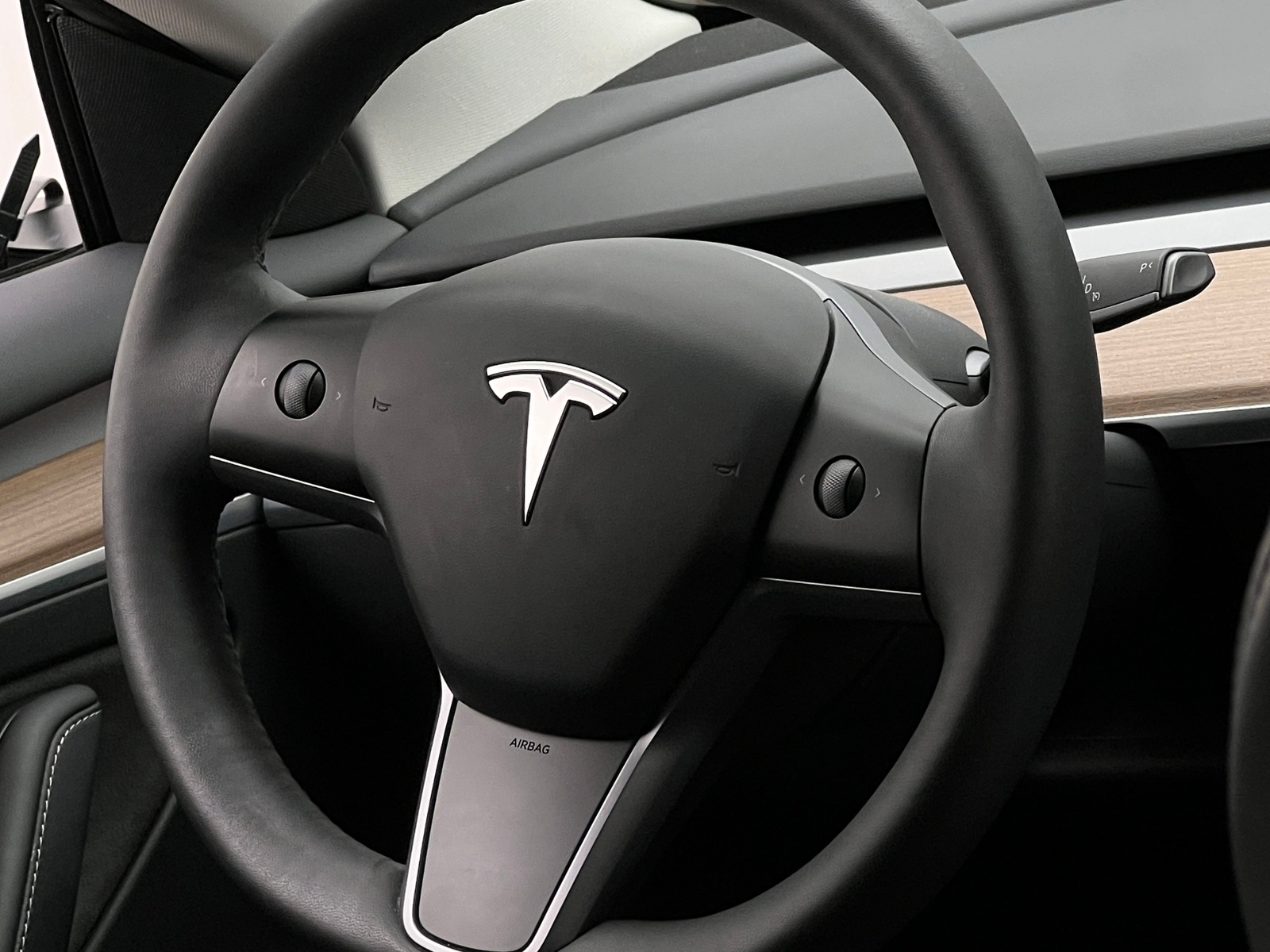 Thumbnail: 2023 Tesla Model 3 - 4