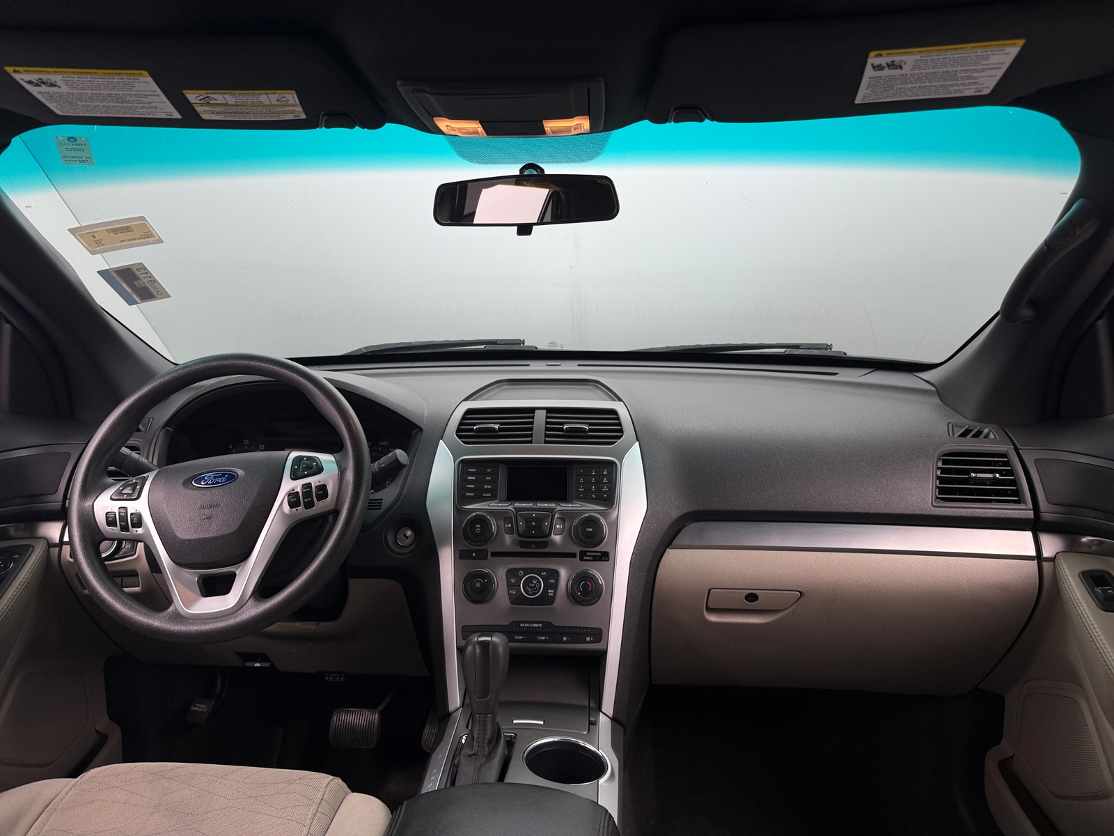 Thumbnail: 2013 Ford Explorer - 3