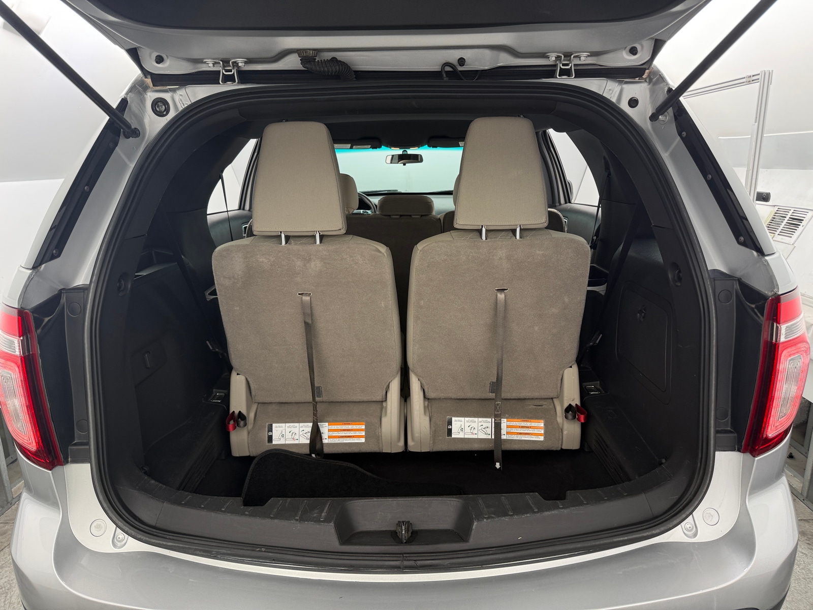 Thumbnail: 2013 Ford Explorer - 7