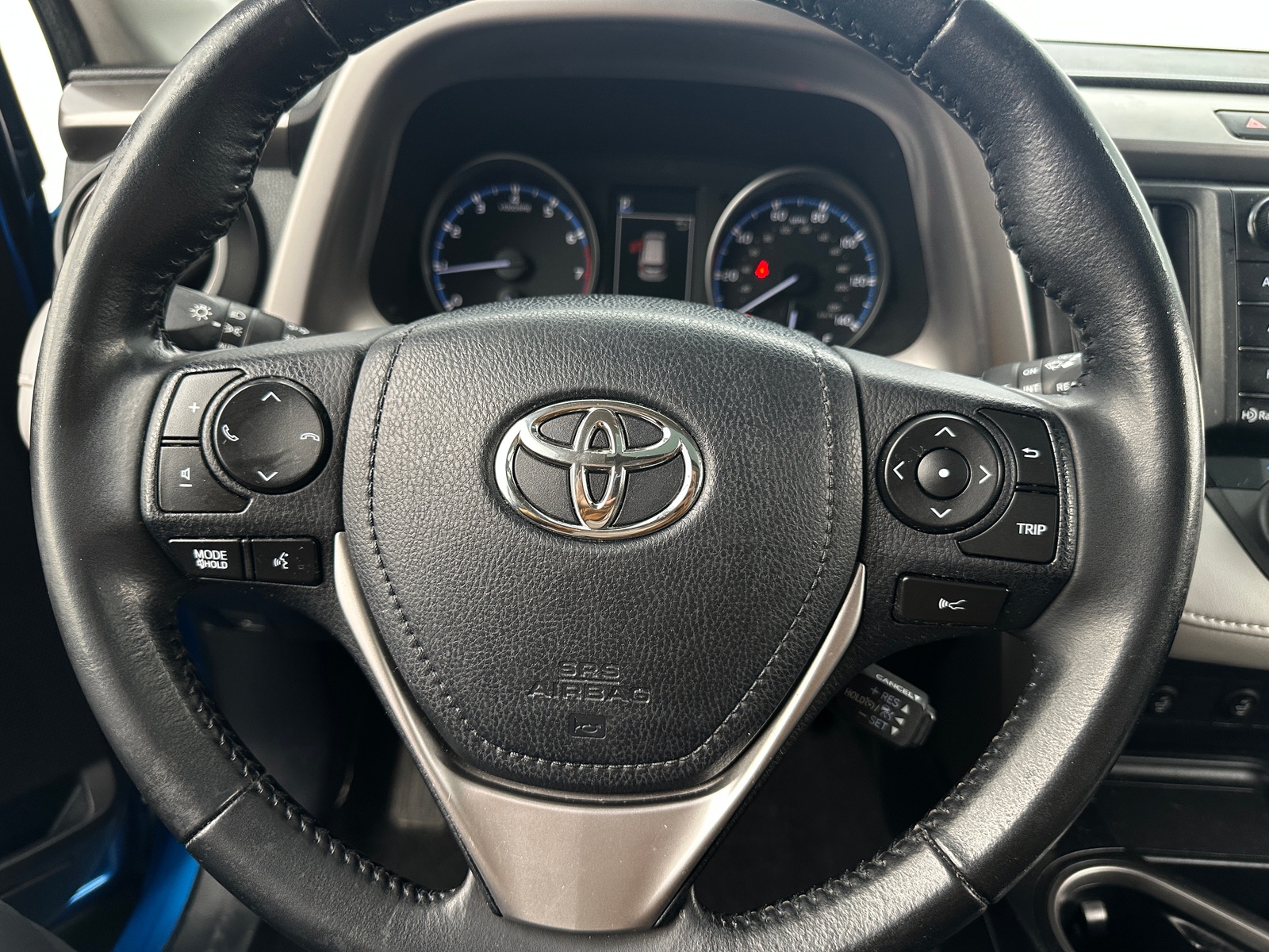 Thumbnail: 2018 Toyota RAV4 - 5