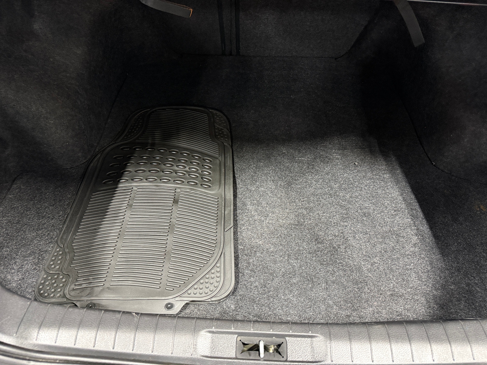 Thumbnail: 2018 Nissan Altima - 7