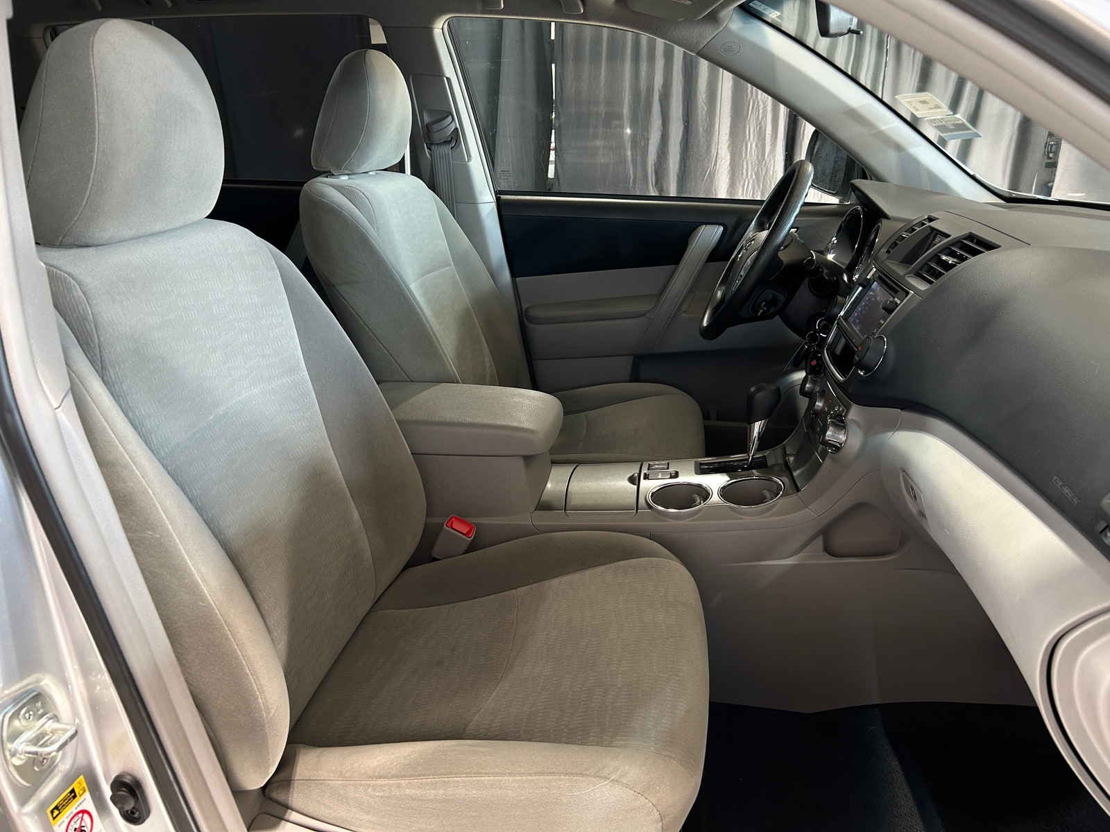 Thumbnail: 2013 Toyota Highlander - 2