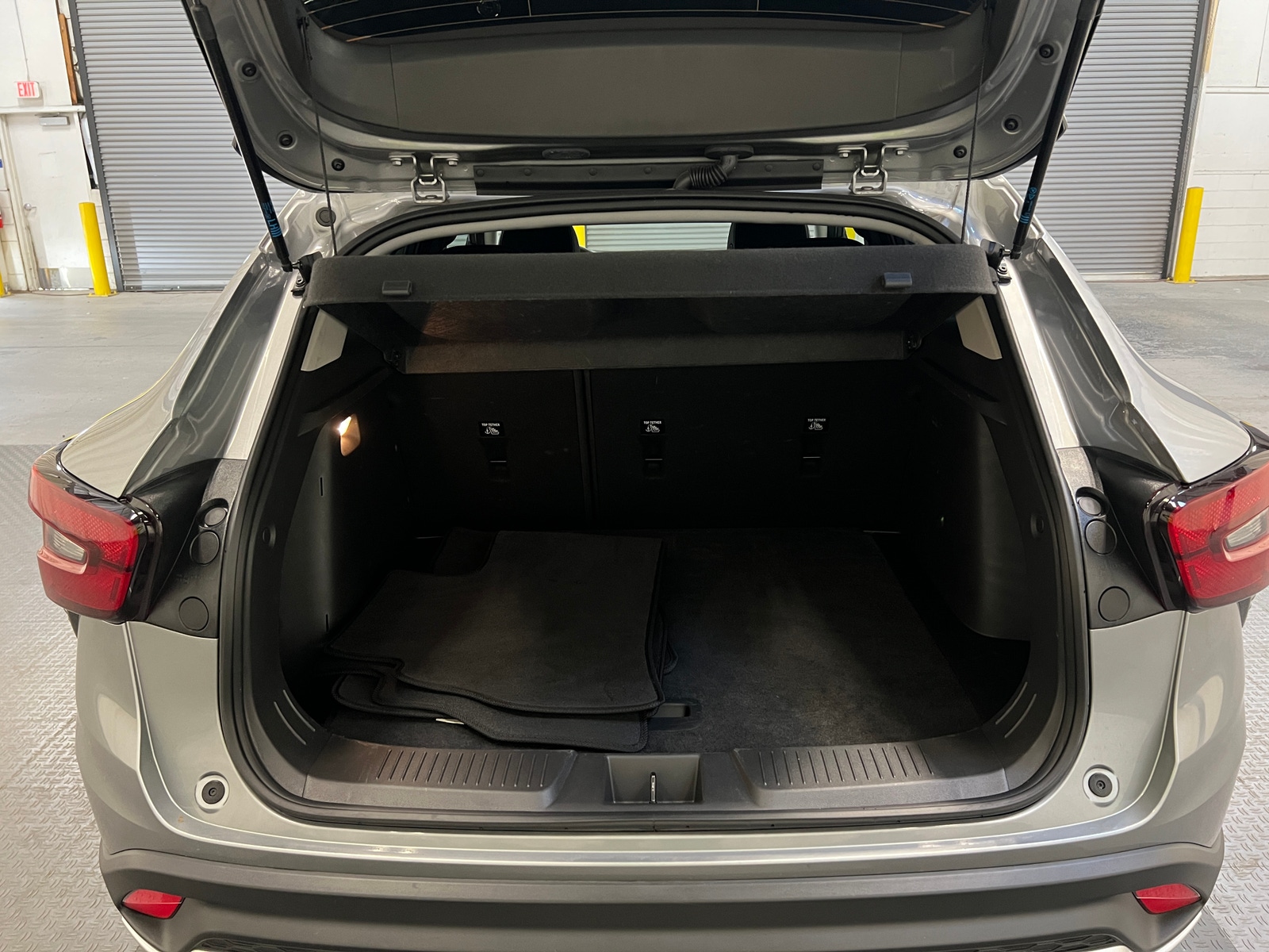 Thumbnail: 2025 Chevrolet Trax - 7