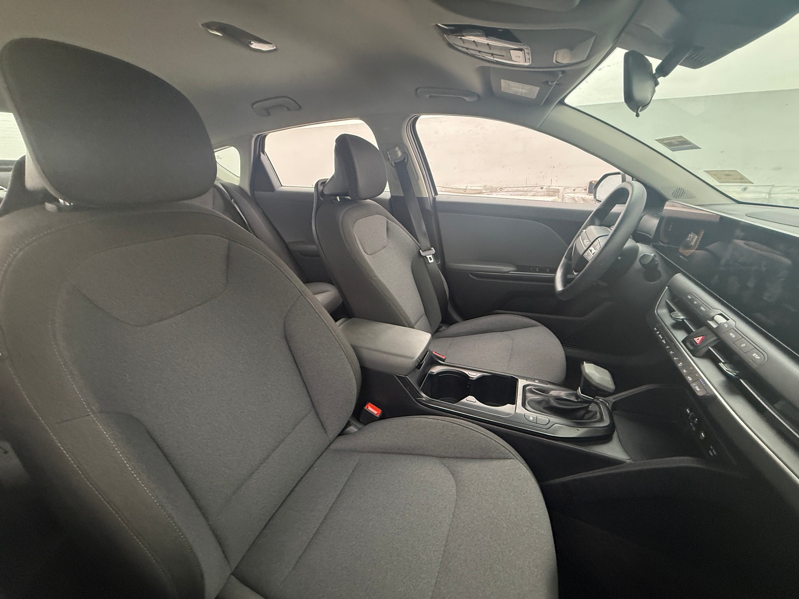 Thumbnail: 2025 Kia K4 - 2