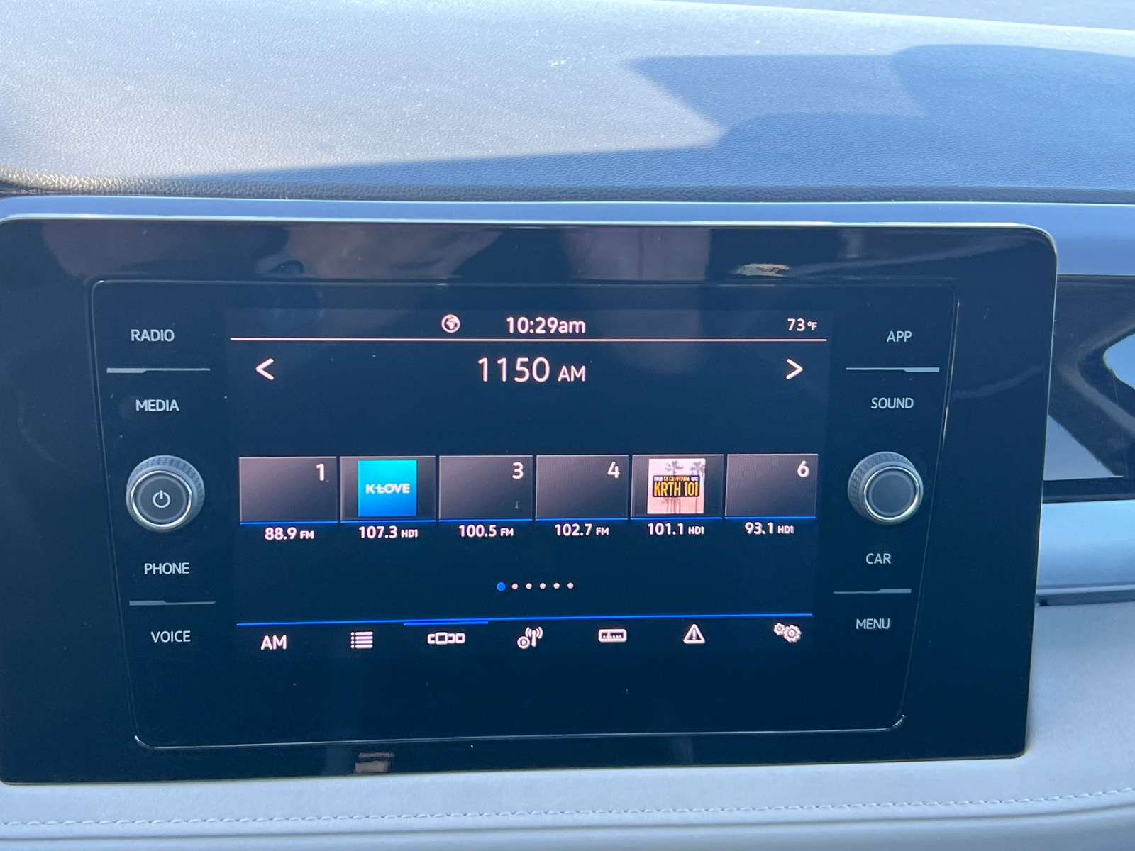 Thumbnail: 2025 Volkswagen Taos - 4