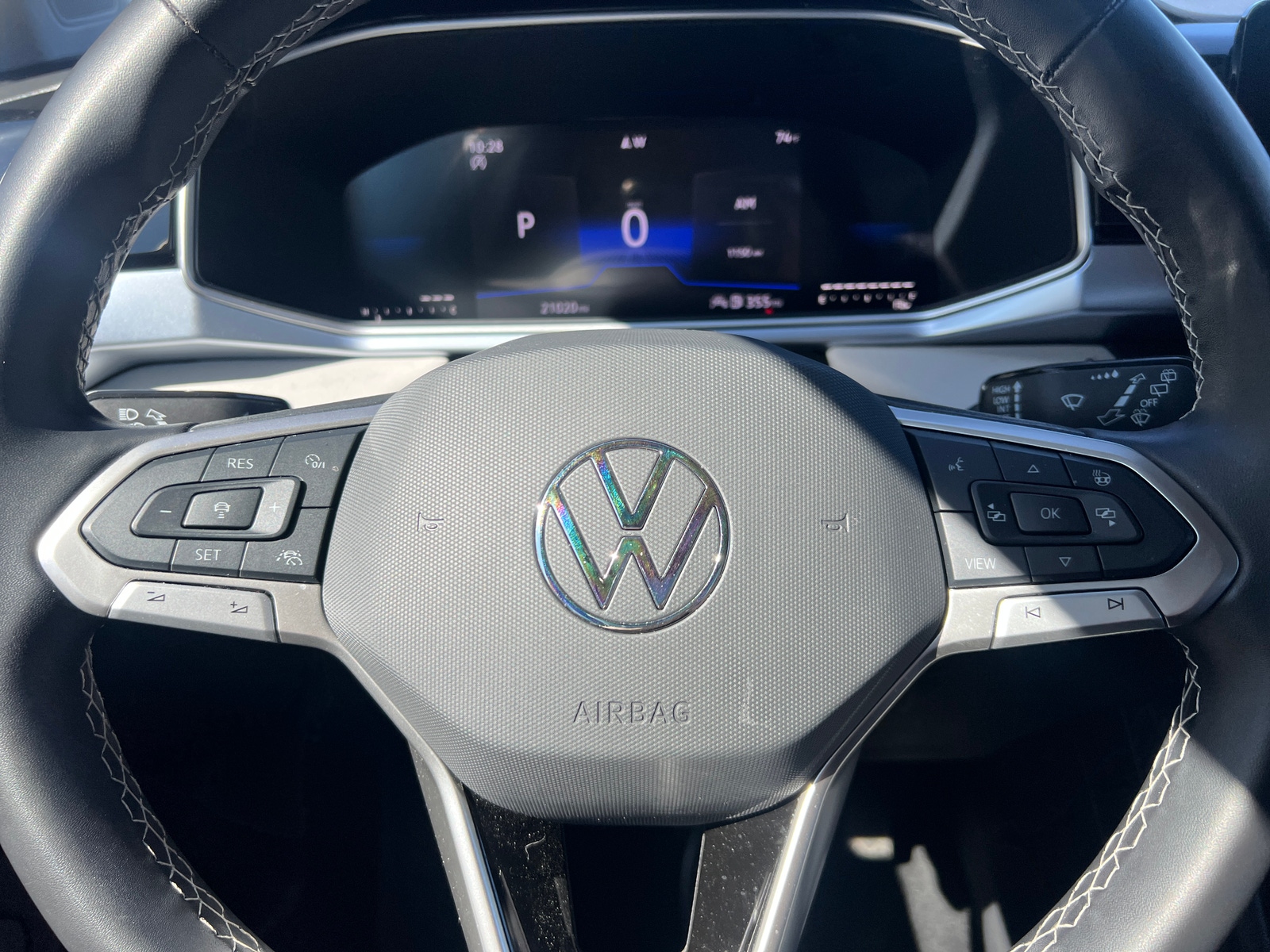 Thumbnail: 2025 Volkswagen Taos - 5