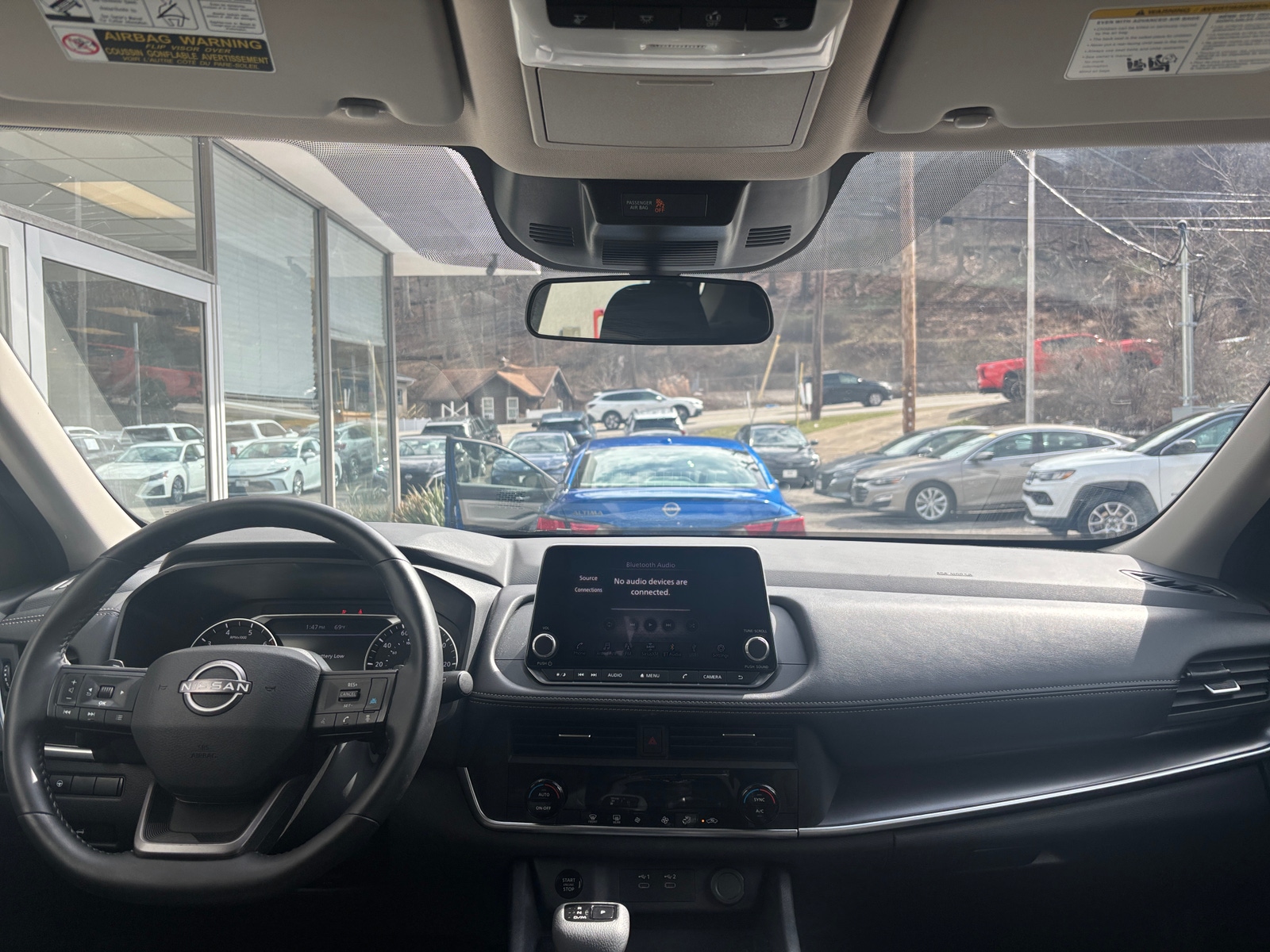 Thumbnail: 2025 Nissan Rogue - 3